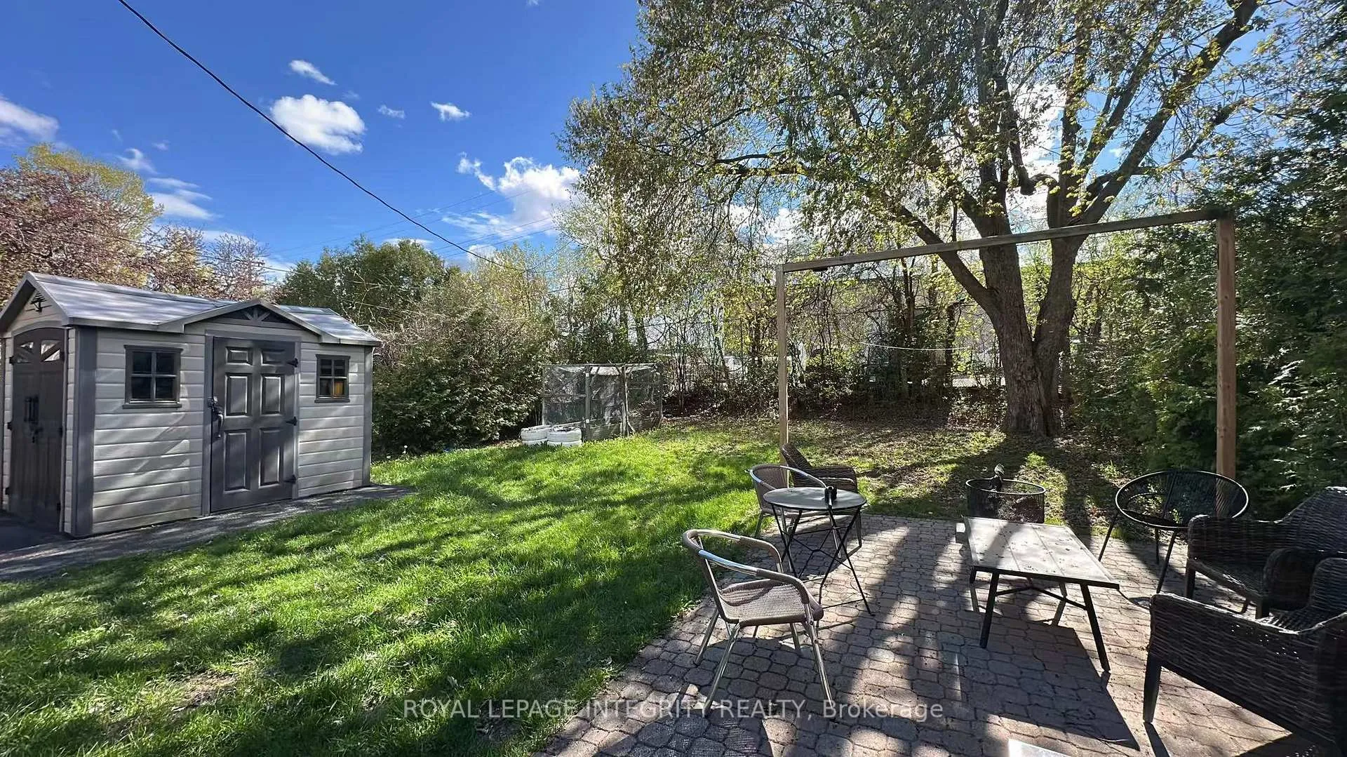 Photo 19 of 870 Claude Street, Ottawa, Castle Heights/Rideau High — HOMEH