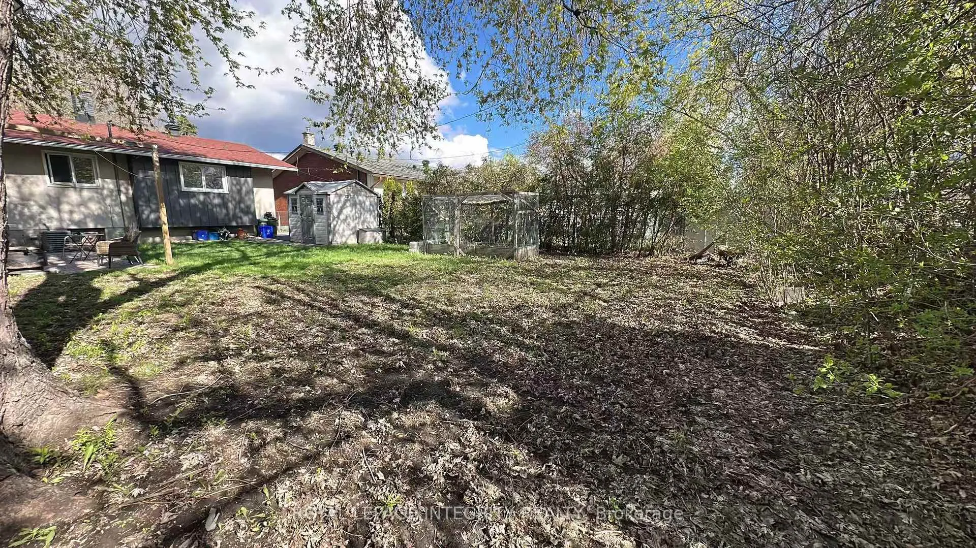 Photo 20 of 870 Claude Street, Ottawa, Castle Heights/Rideau High — HOMEH