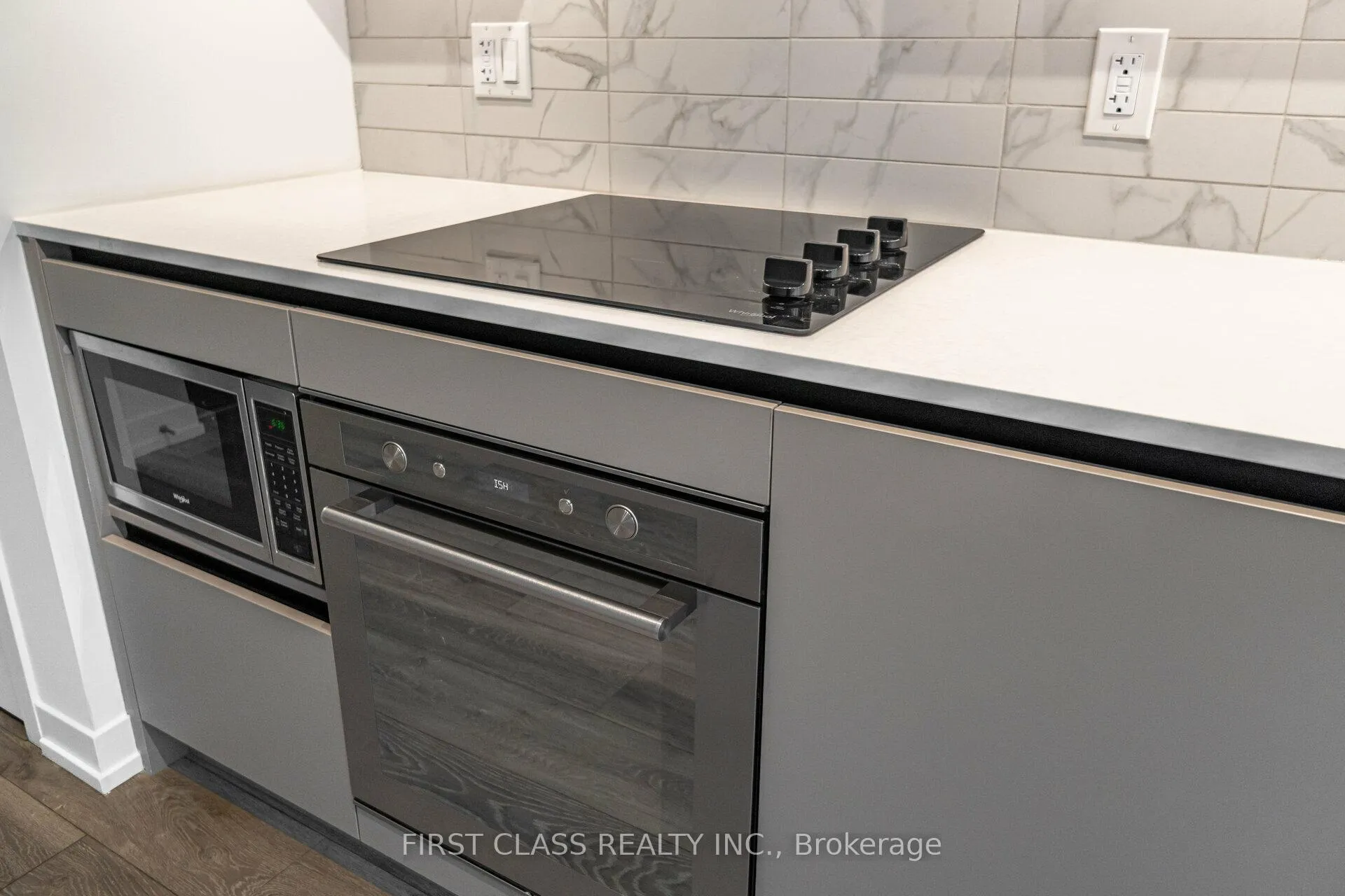 Photo 4 of Unit 519, 55 Mercer Street, Toronto, Waterfront Communities — HOMEH