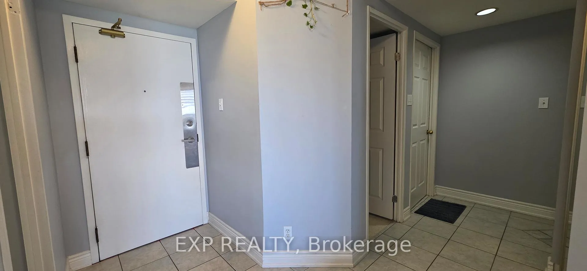 Photo 7 of Unit 621, 6 Humberline Drive, Etobicoke, West Humber-Clairville — HOMEH