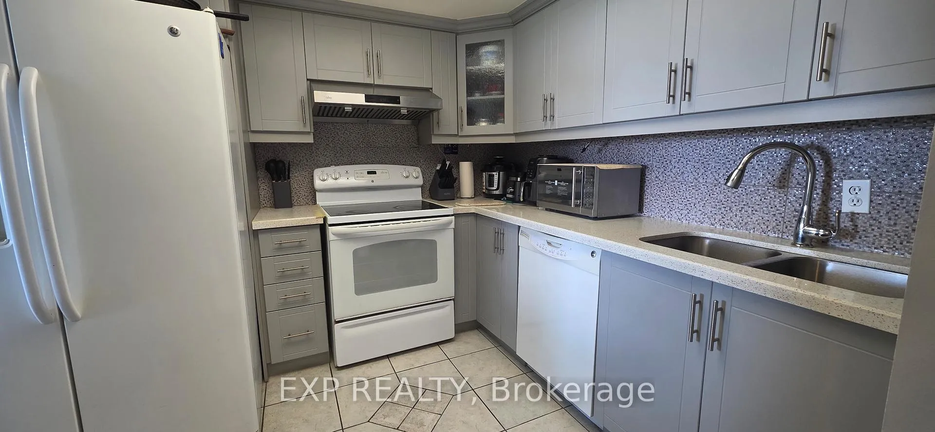 Photo 18 of Unit 621, 6 Humberline Drive, Etobicoke, West Humber-Clairville — HOMEH