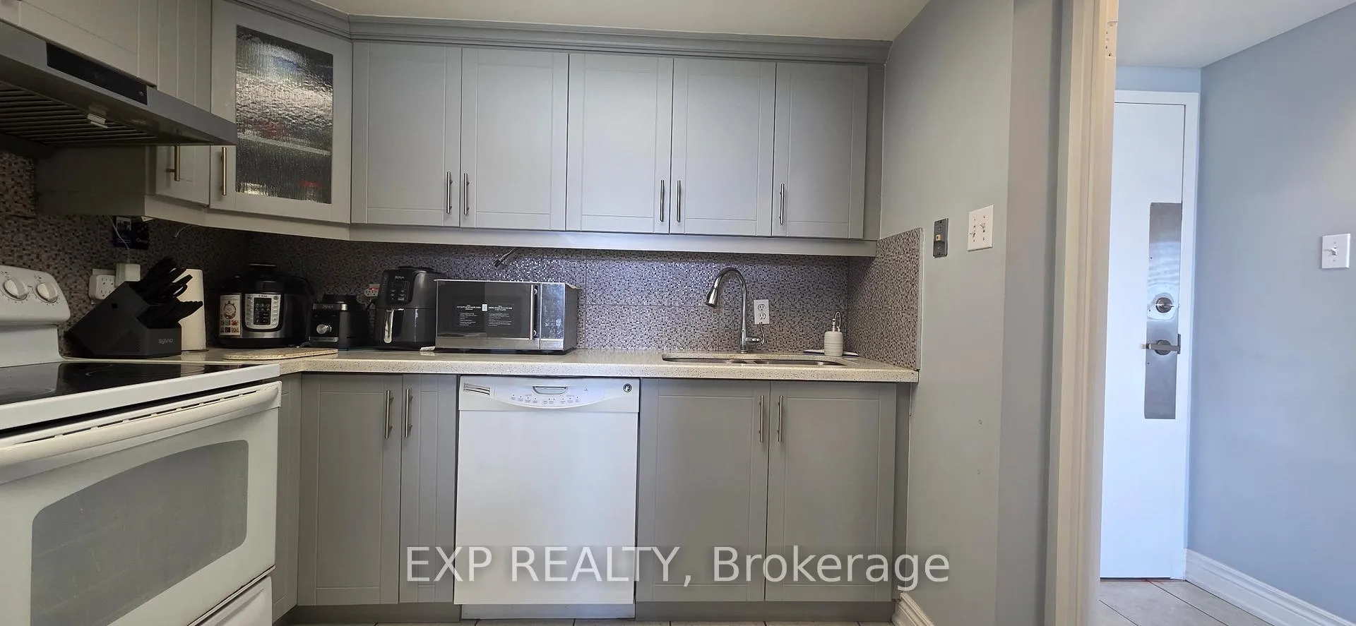 Photo 20 of Unit 621, 6 Humberline Drive, Etobicoke, West Humber-Clairville — HOMEH