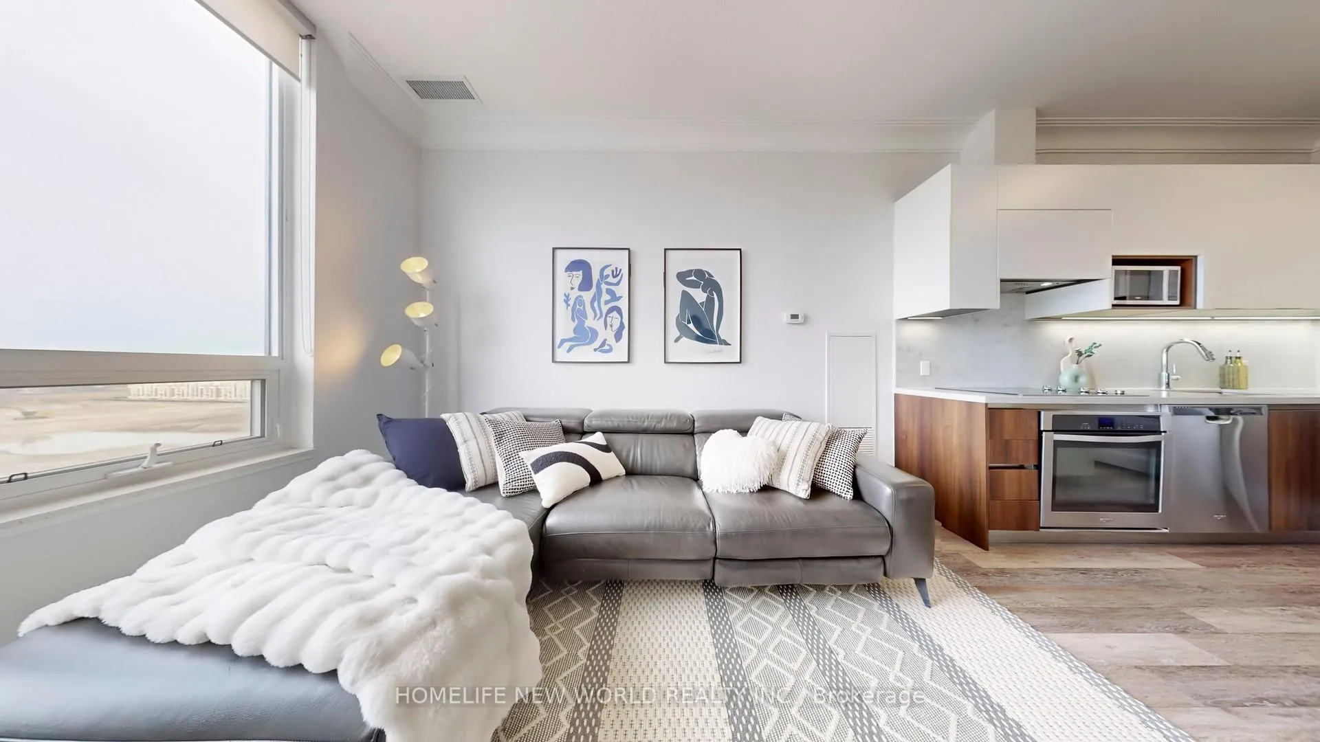 Photo 3 of Unit PH15, 25 Water Walk Drive, Markham, Unionville — HOMEH