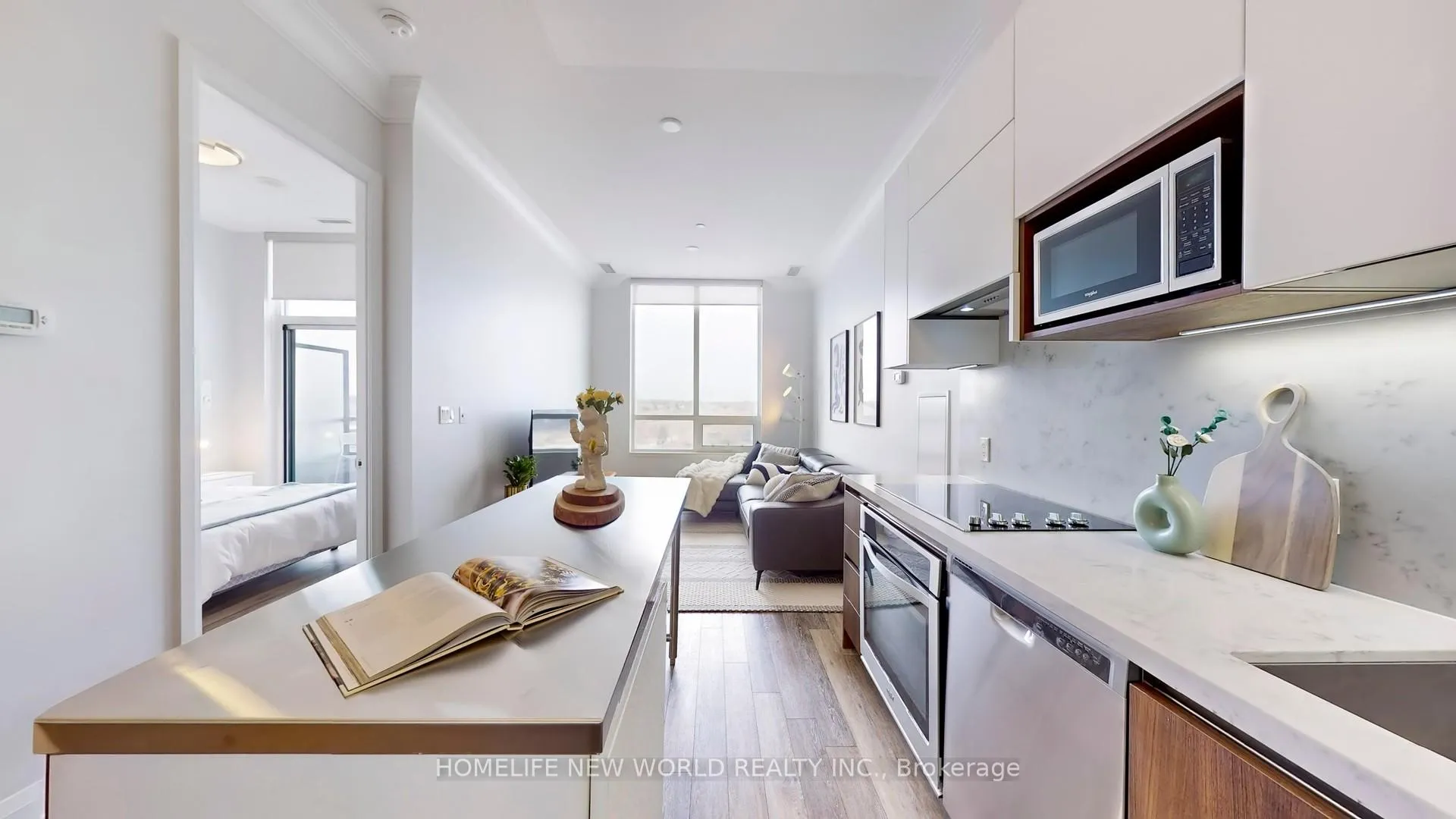 Photo 10 of Unit PH15, 25 Water Walk Drive, Markham, Unionville — HOMEH