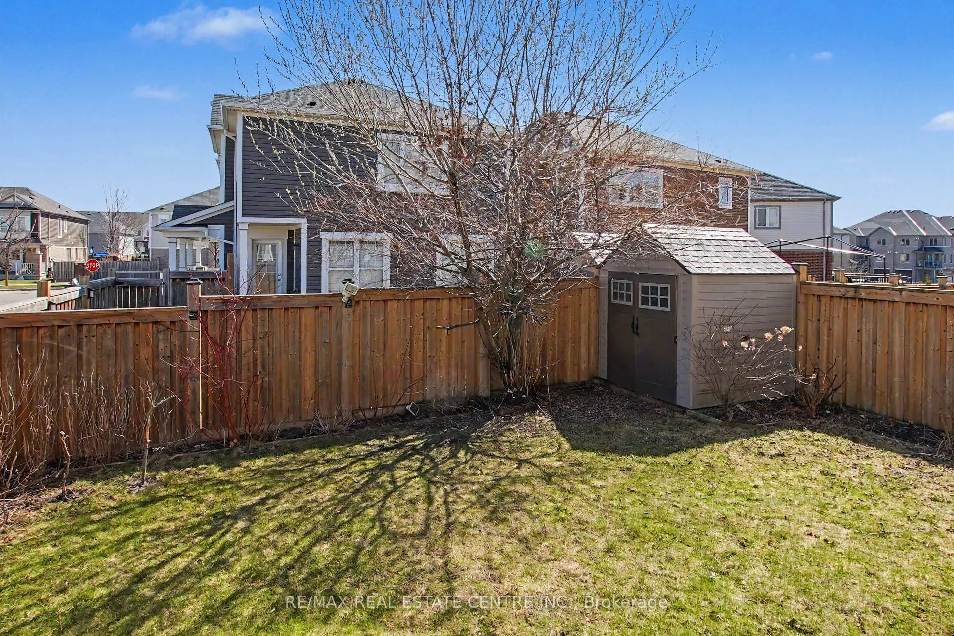 Photo 32 of 60 Postmaster Drive, Kitchener, Rosenburg — HOMEH