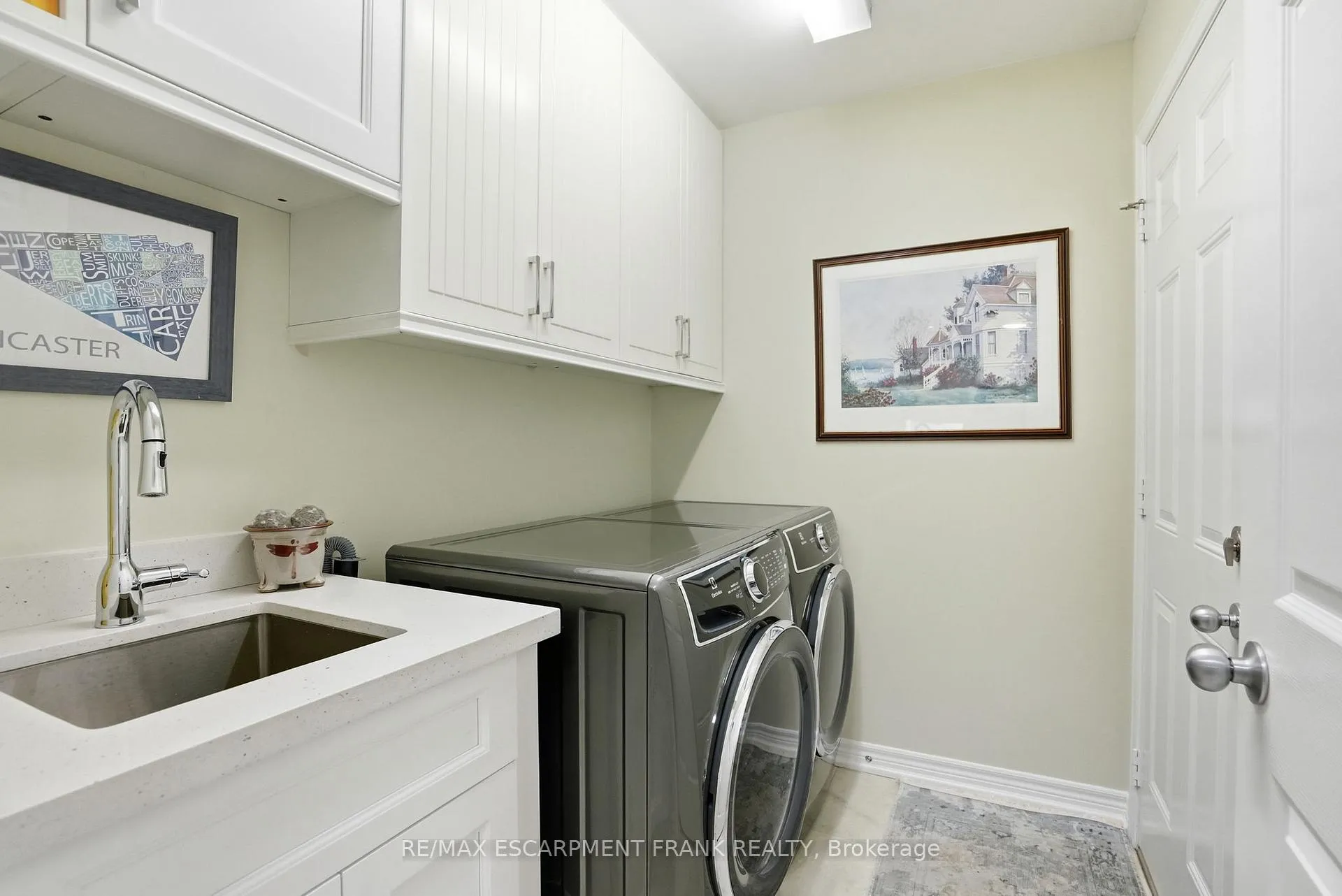 Photo 34 of 96 Abbotsford Trail, Hamilton, Twenty Place — HOMEH