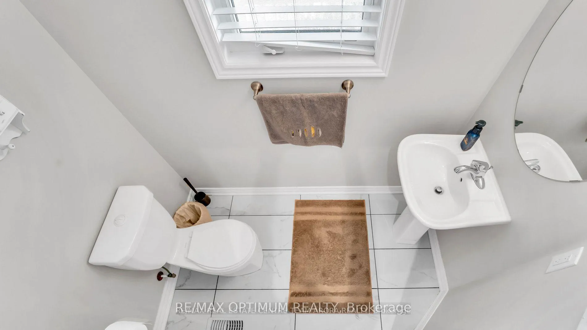 Photo 16 of 232 Sky Harbour Drive, Brampton, Bram West — HOMEH