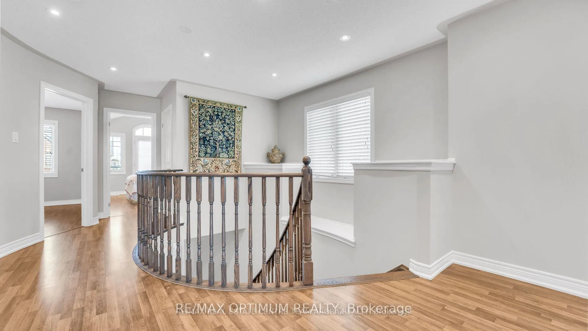 Photo 17 of 232 Sky Harbour Drive, Brampton, Bram West — HOMEH
