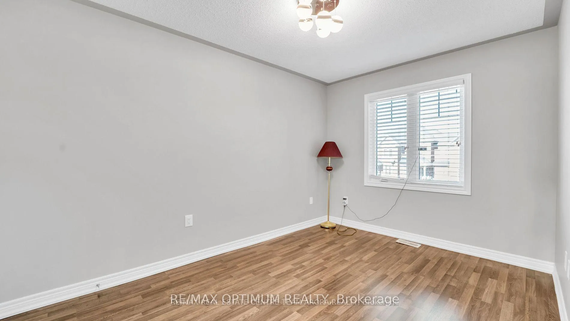 Photo 27 of 232 Sky Harbour Drive, Brampton, Bram West — HOMEH
