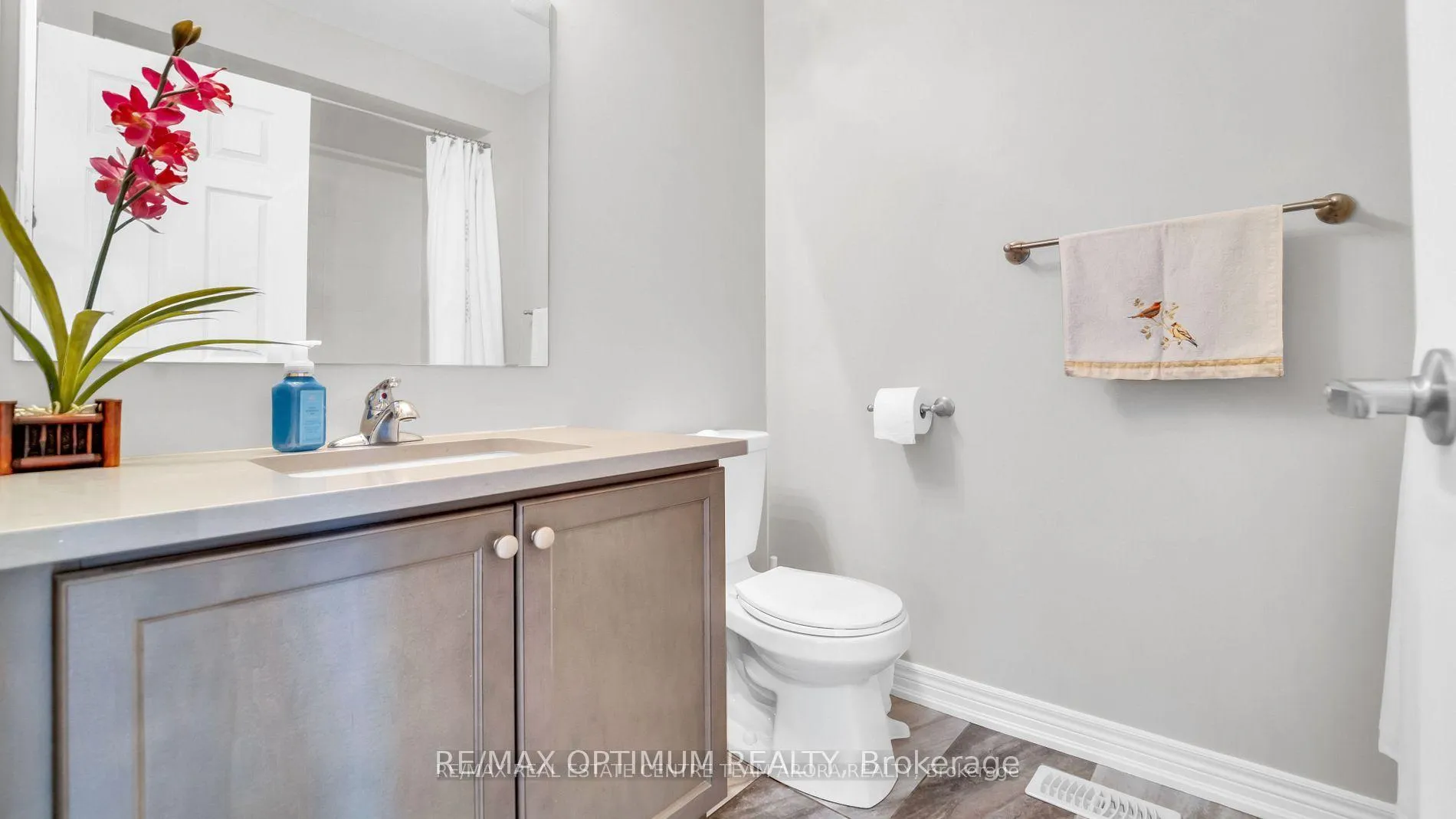 Photo 29 of 232 Sky Harbour Drive, Brampton, Bram West — HOMEH