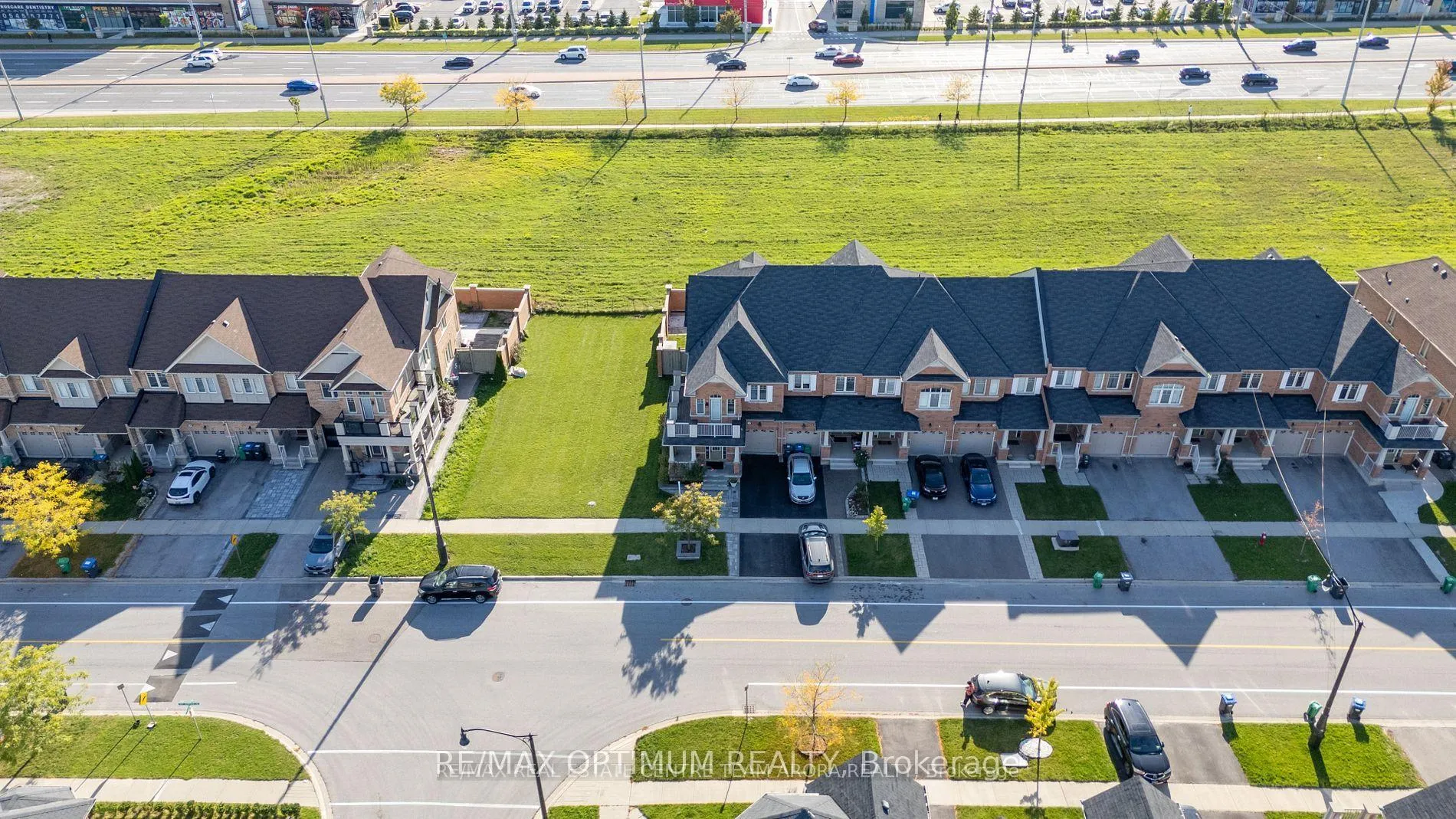 Photo 36 of 232 Sky Harbour Drive, Brampton, Bram West — HOMEH
