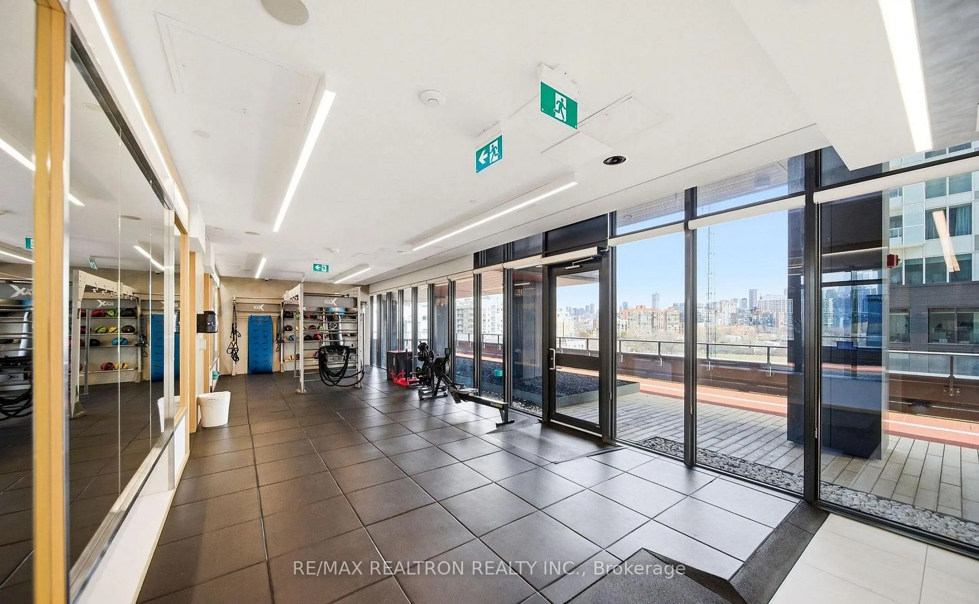 Photo 17 of Unit 2707, 19 Western Battery Road, Toronto, Niagara — HOMEH