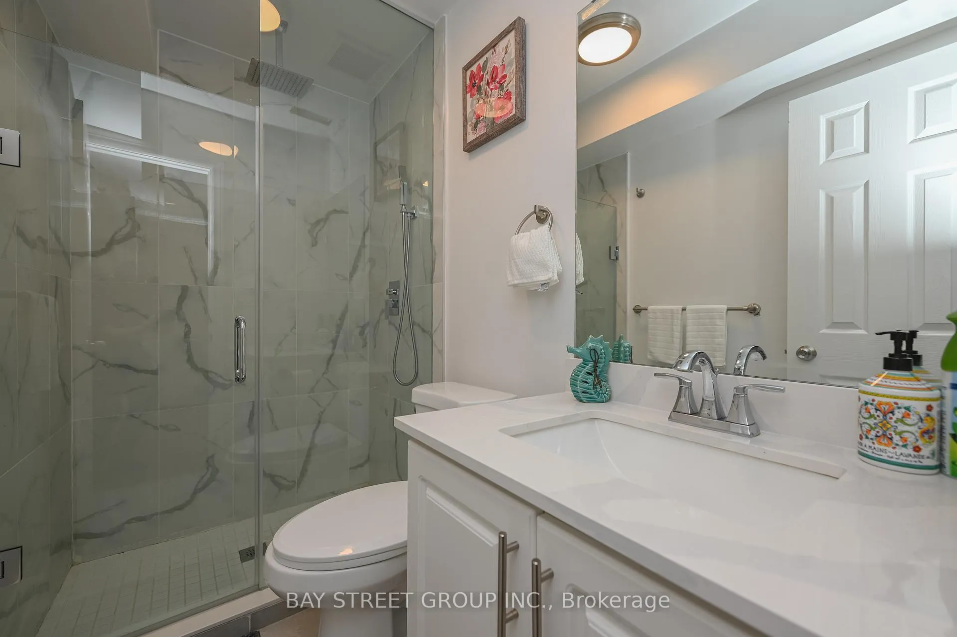 Photo 15 of 4534 Morrison Street, Niagara Falls, Downtown — HOMEH