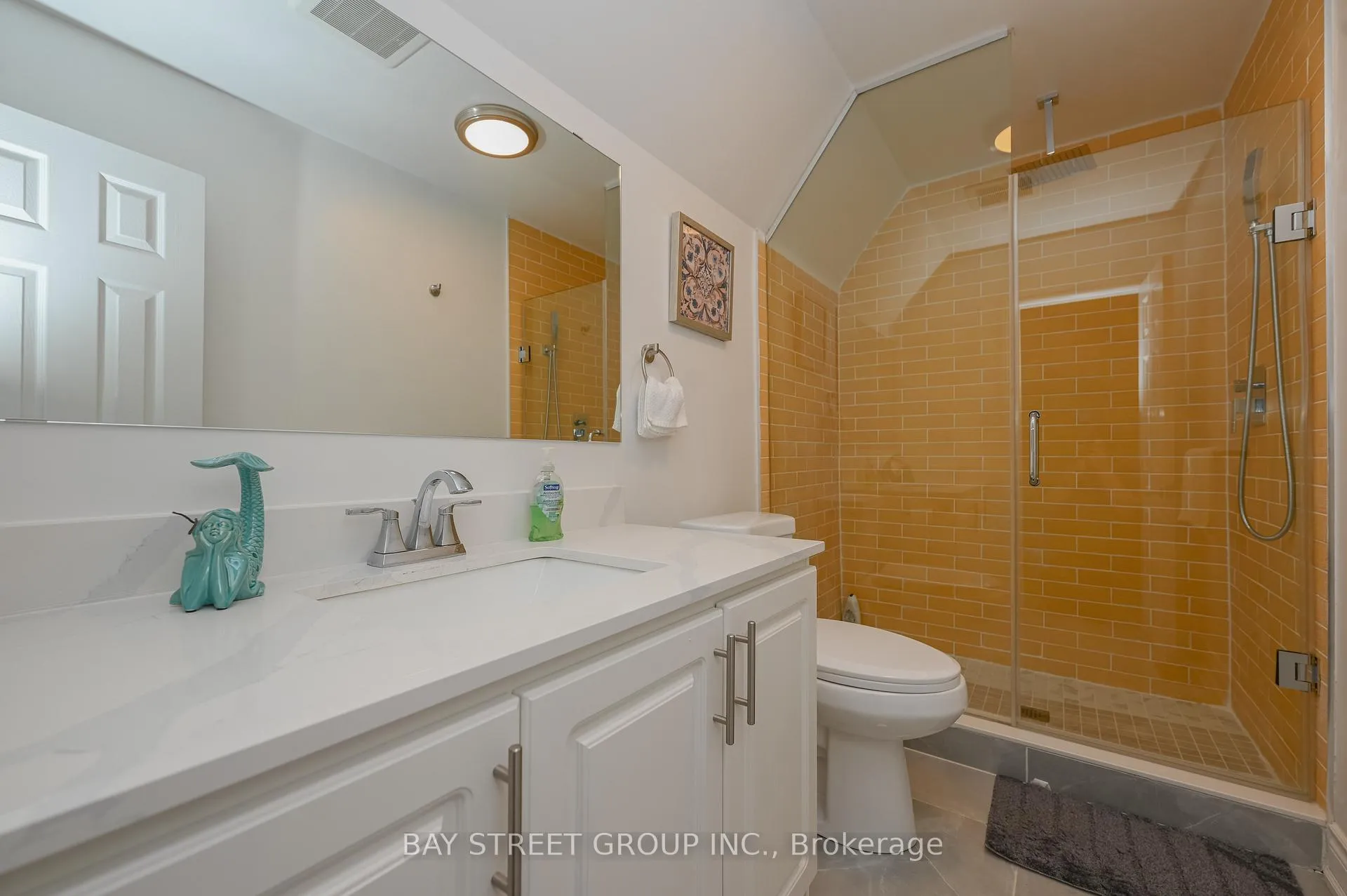 Photo 24 of 4534 Morrison Street, Niagara Falls, Downtown — HOMEH