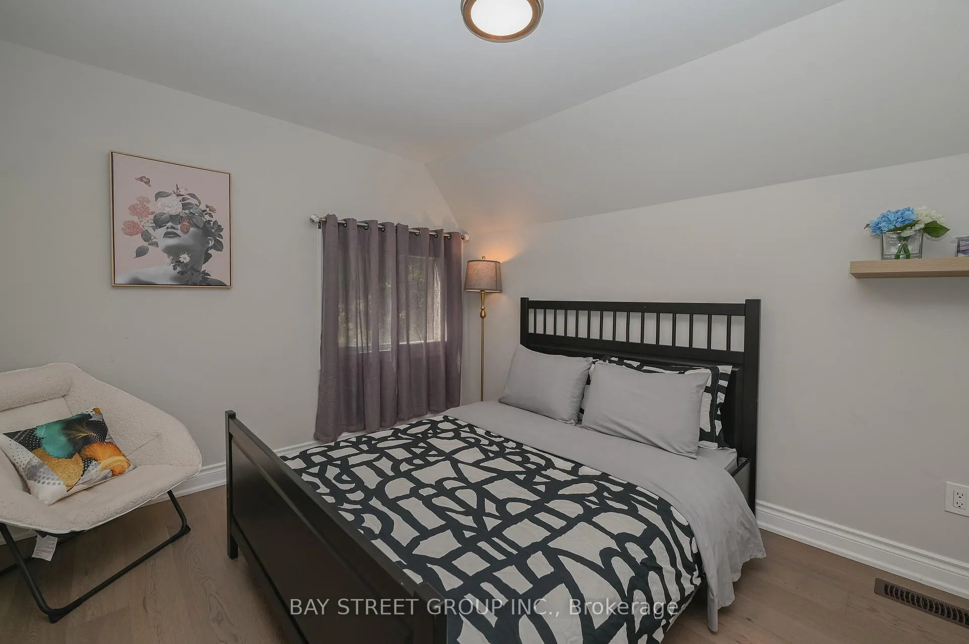 Photo 26 of 4534 Morrison Street, Niagara Falls, Downtown — HOMEH