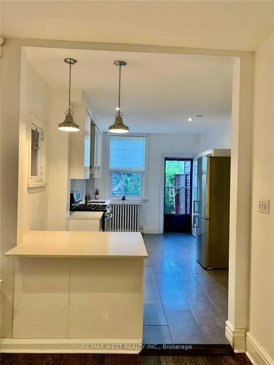 Photo 3 of 91 Olive Avenue, Toronto, The Annex — HOMEH