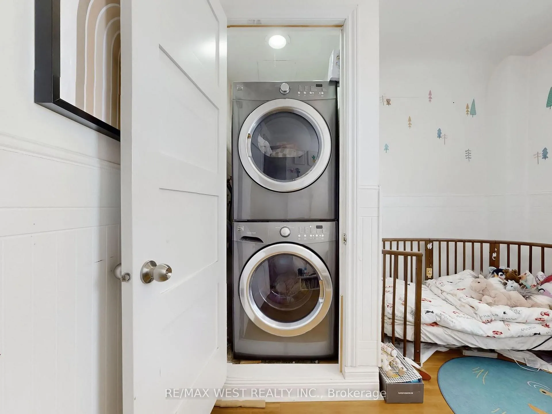 Photo 12 of 91 Olive Avenue, Toronto, The Annex — HOMEH