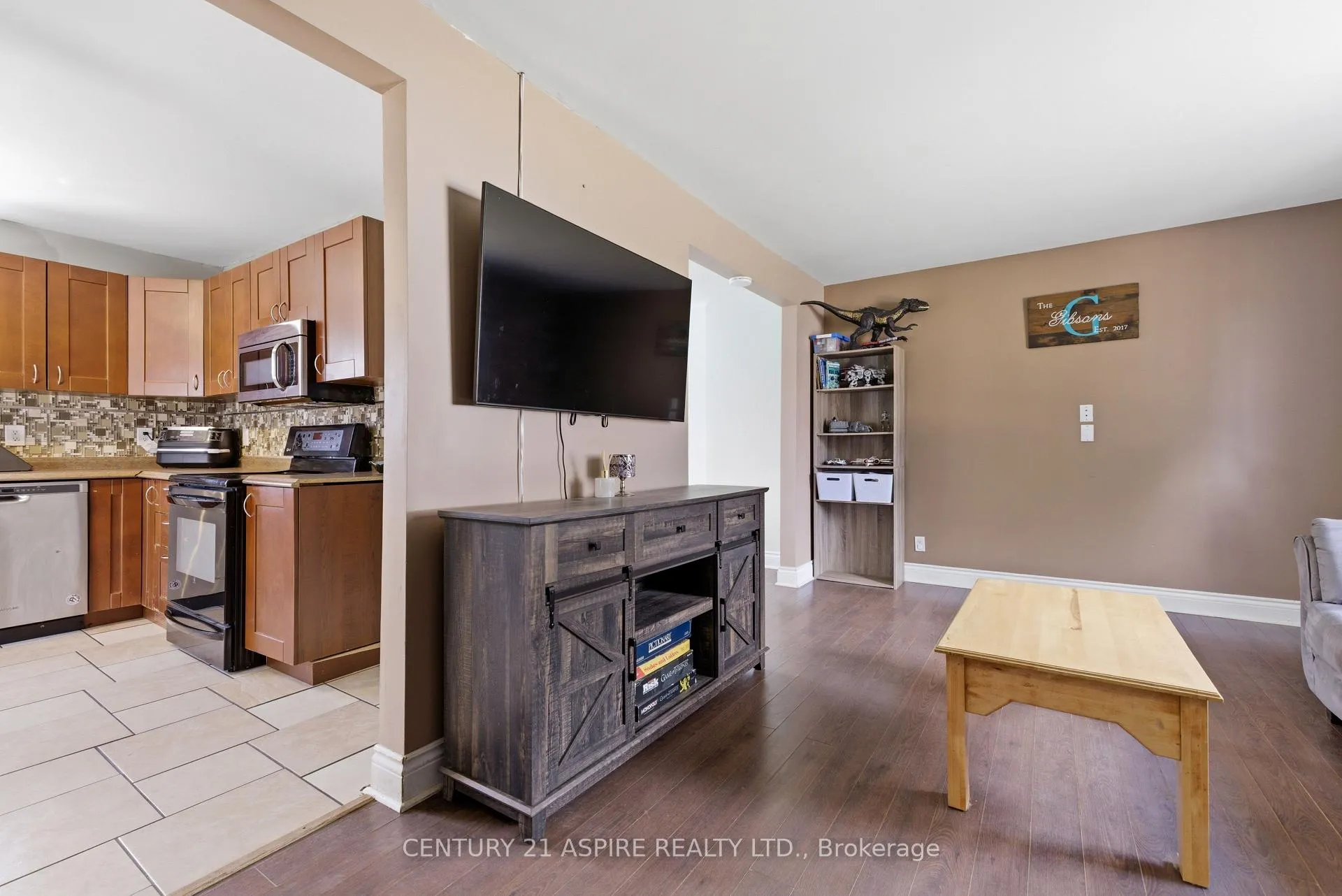 Photo 11 of 21 Rutherford Avenue, Deep River — HOMEH