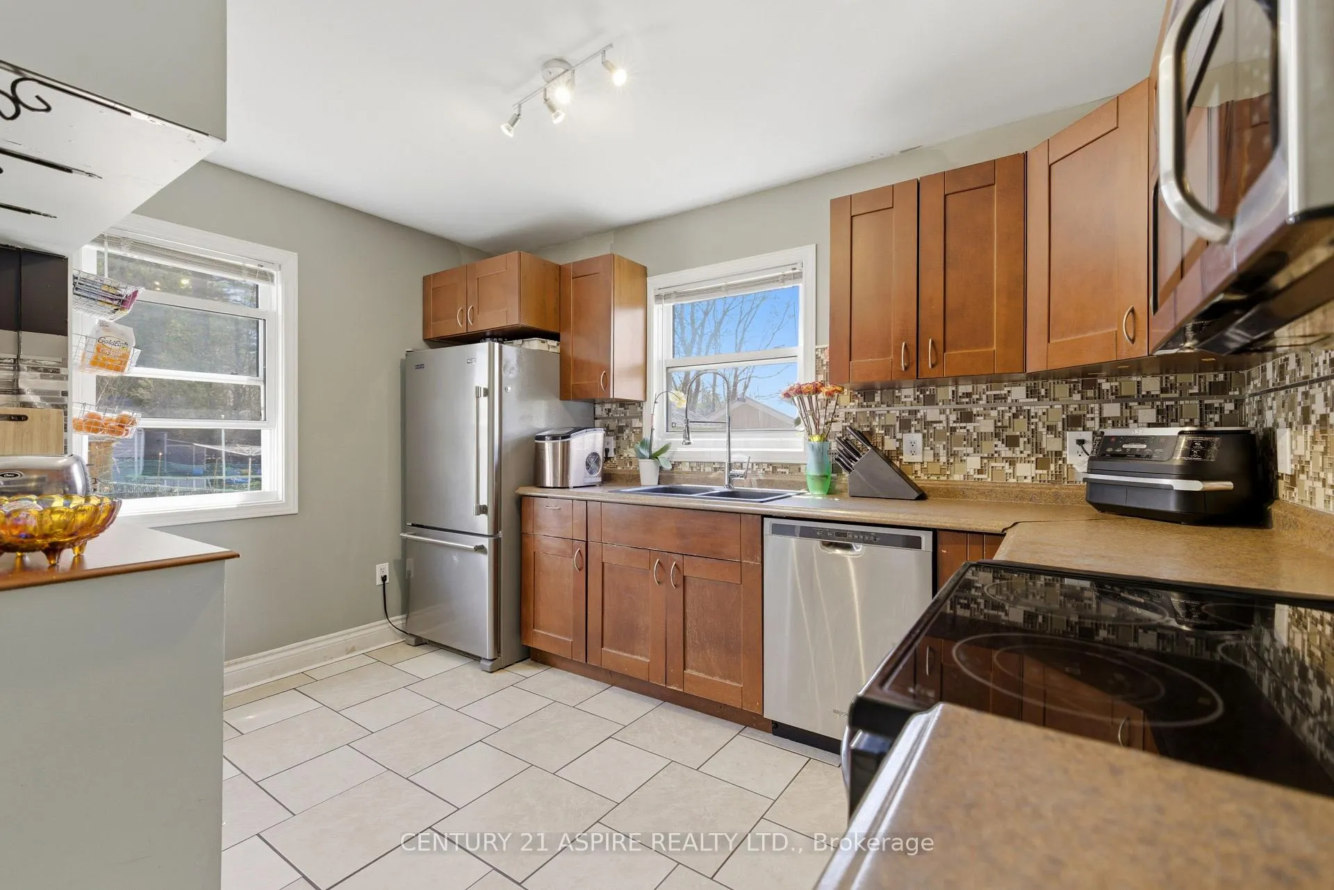 Photo 13 of 21 Rutherford Avenue, Deep River — HOMEH