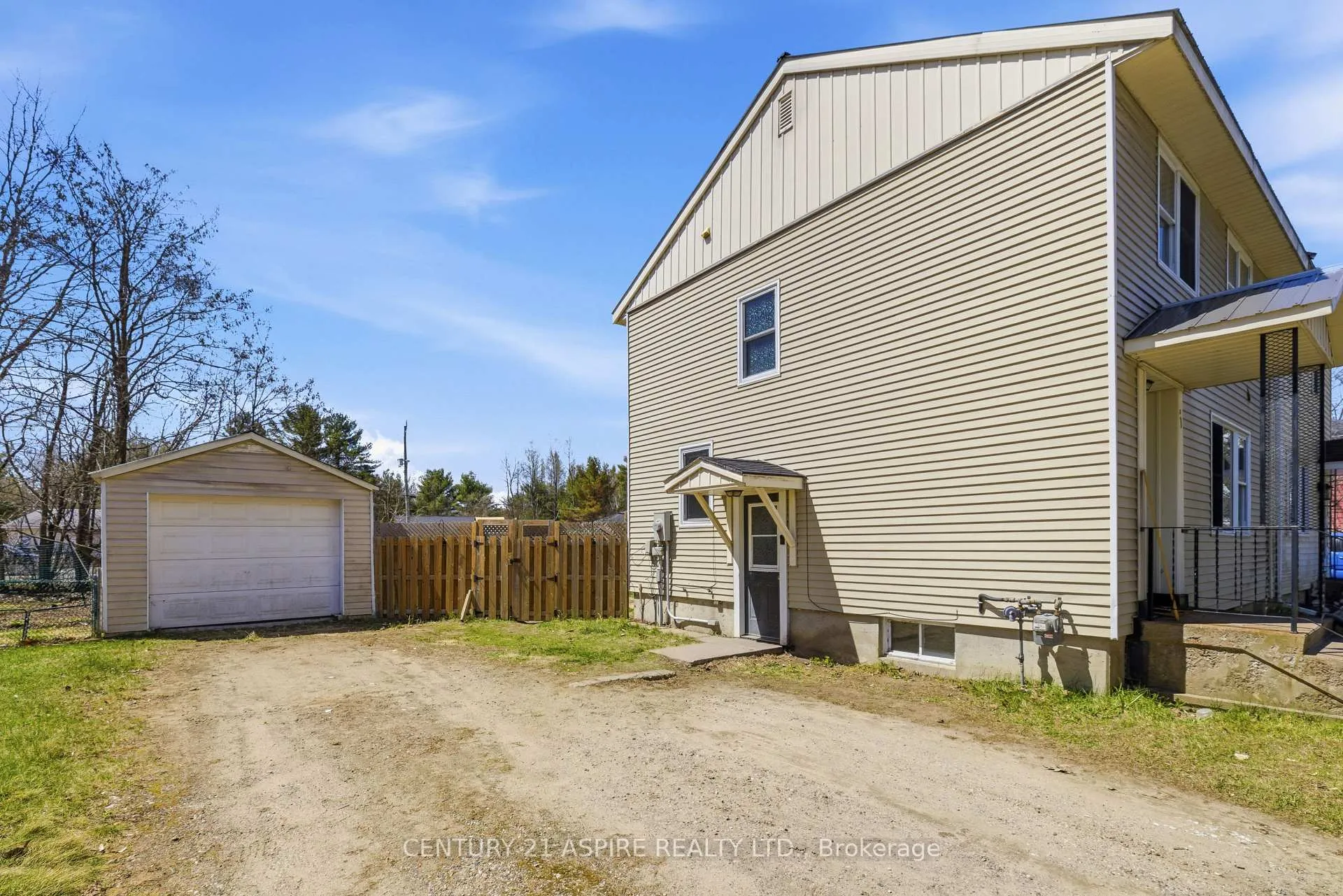 Photo 24 of 21 Rutherford Avenue, Deep River — HOMEH