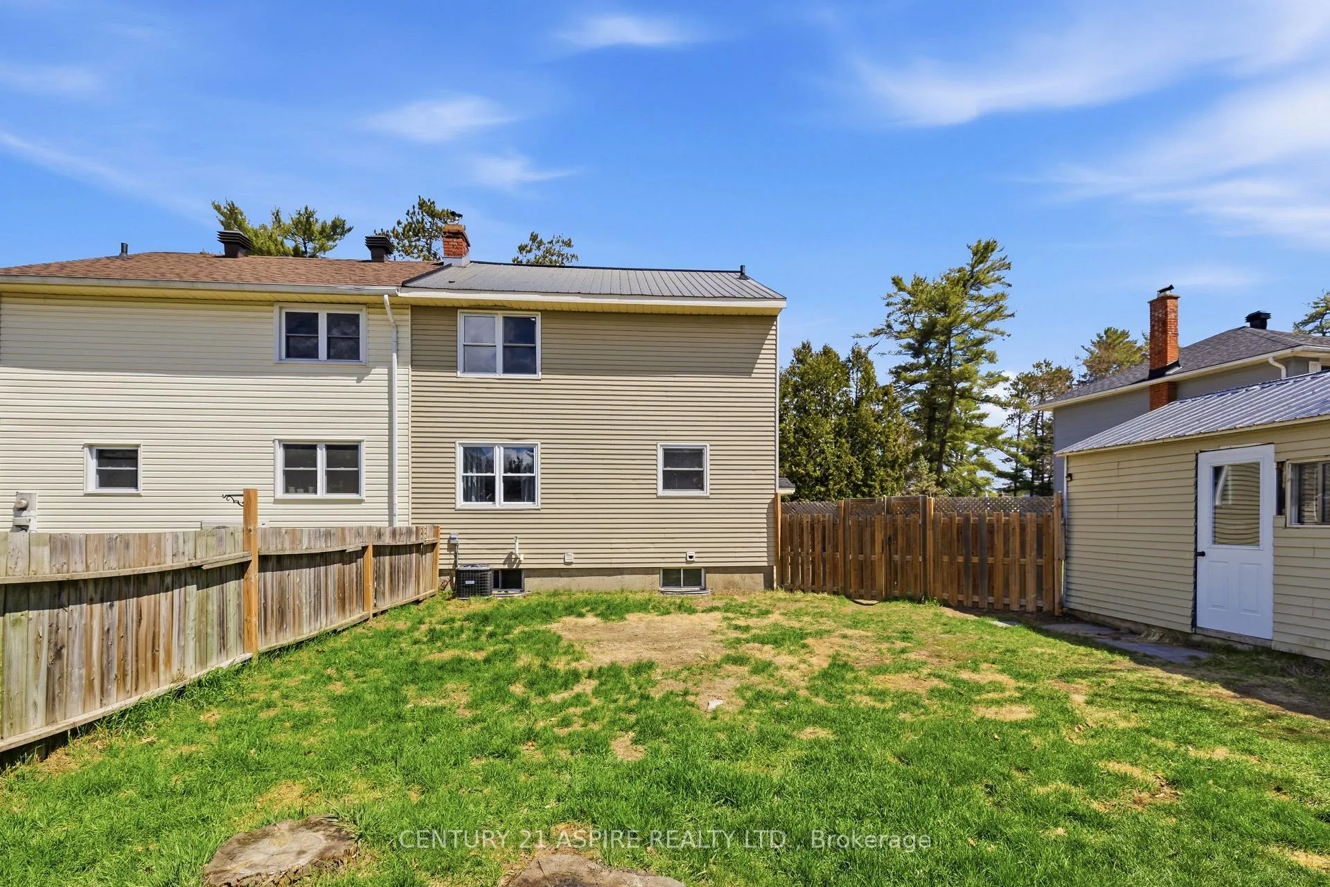 Photo 25 of 21 Rutherford Avenue, Deep River — HOMEH