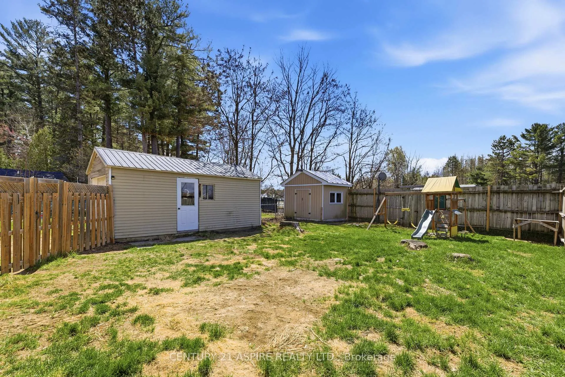 Photo 27 of 21 Rutherford Avenue, Deep River — HOMEH