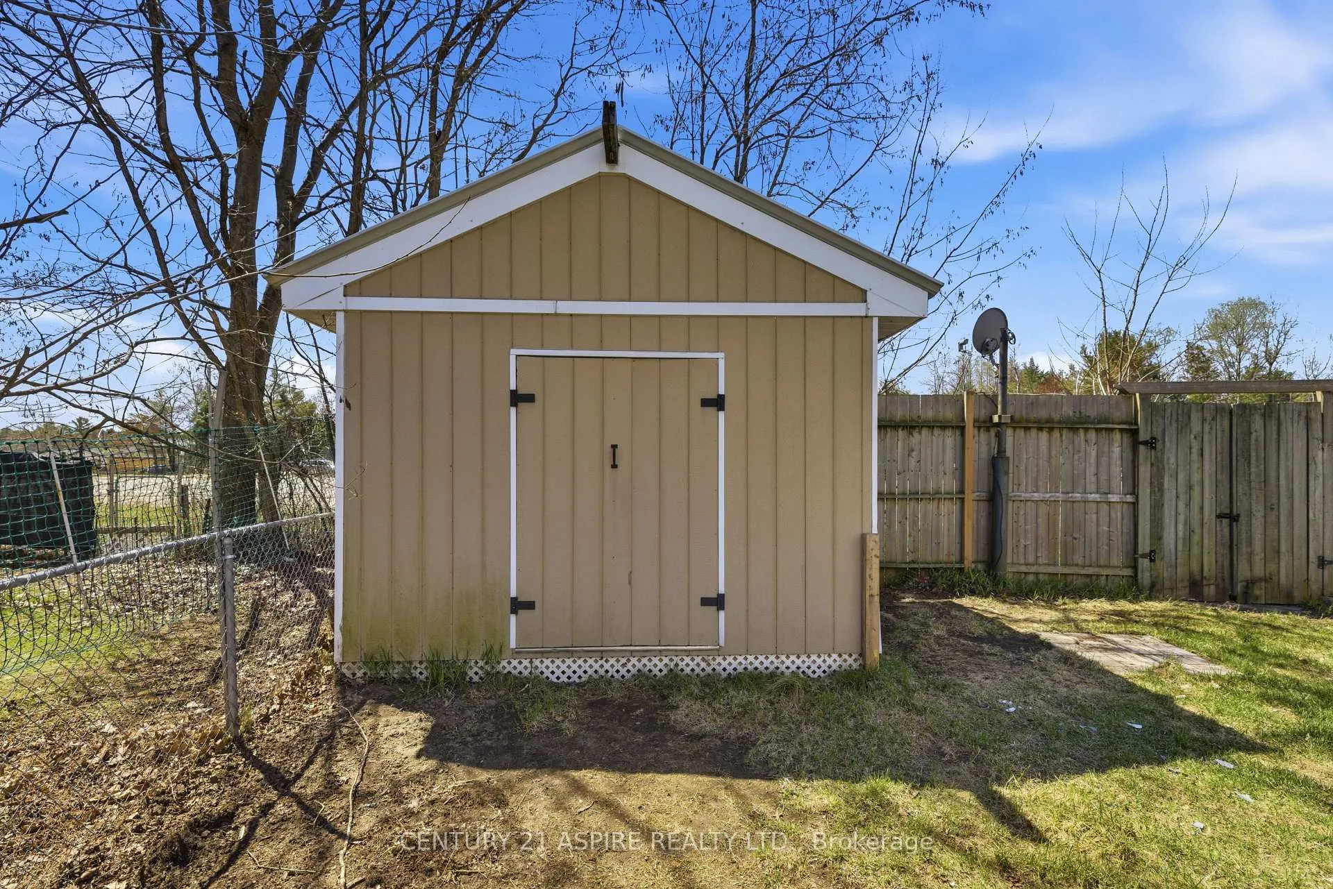 Photo 28 of 21 Rutherford Avenue, Deep River — HOMEH
