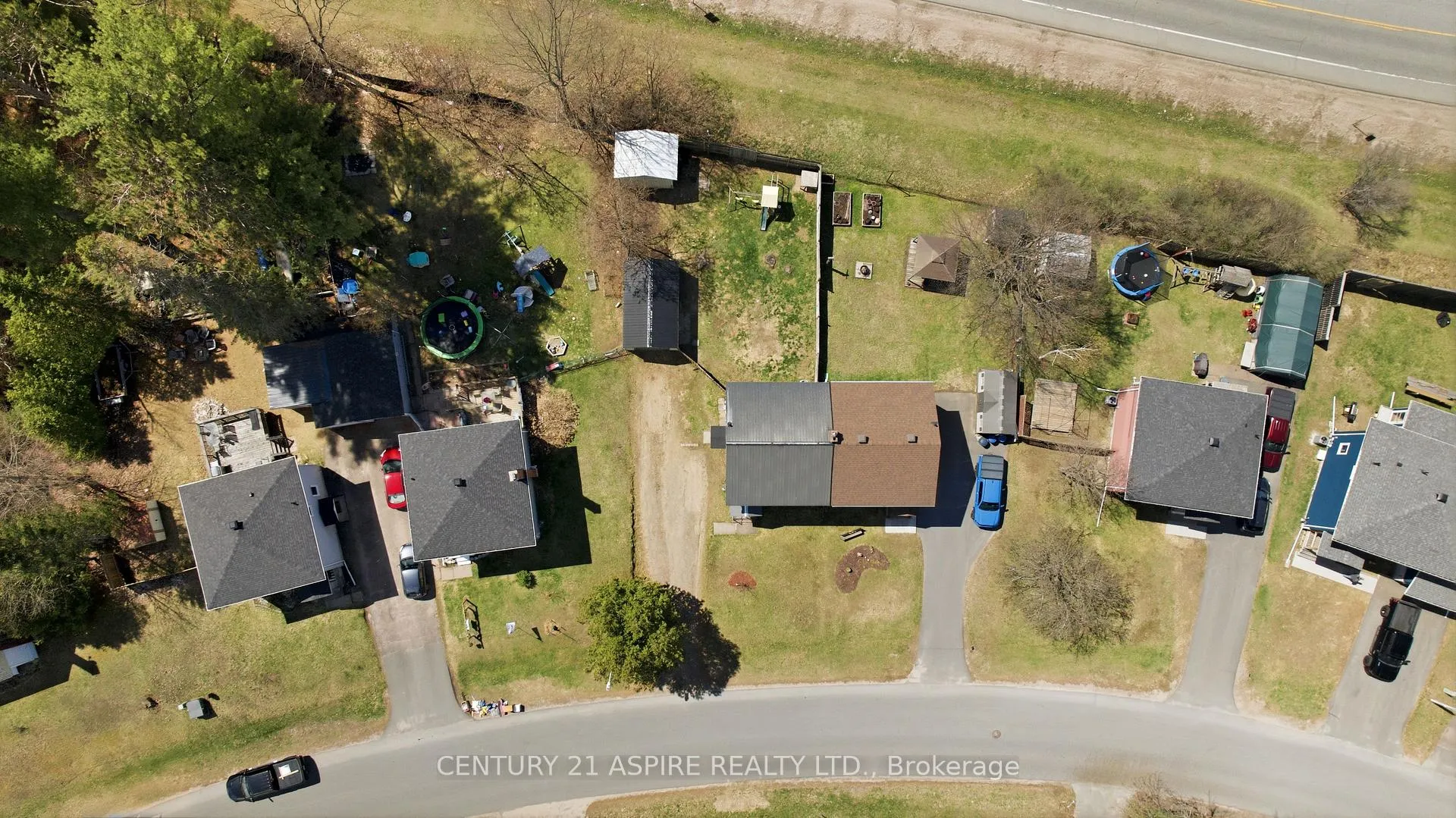 Photo 30 of 21 Rutherford Avenue, Deep River — HOMEH