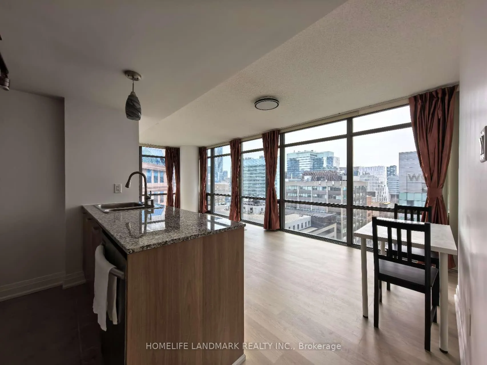 Photo 6 of Unit 1403, 38 Grenville Street, Toronto, Bay Street Corridor — HOMEH