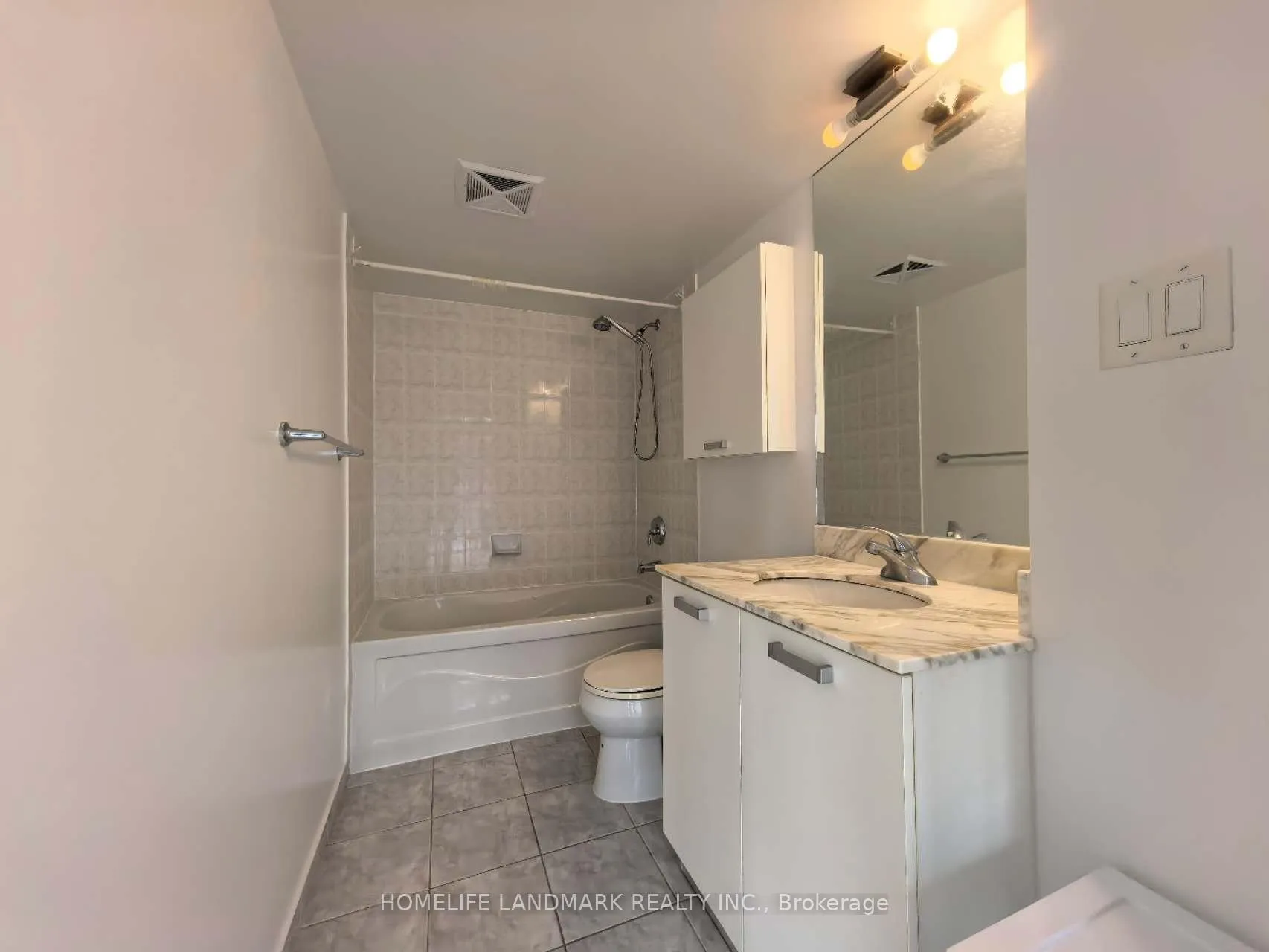 Photo 10 of Unit 1403, 38 Grenville Street, Toronto, Bay Street Corridor — HOMEH