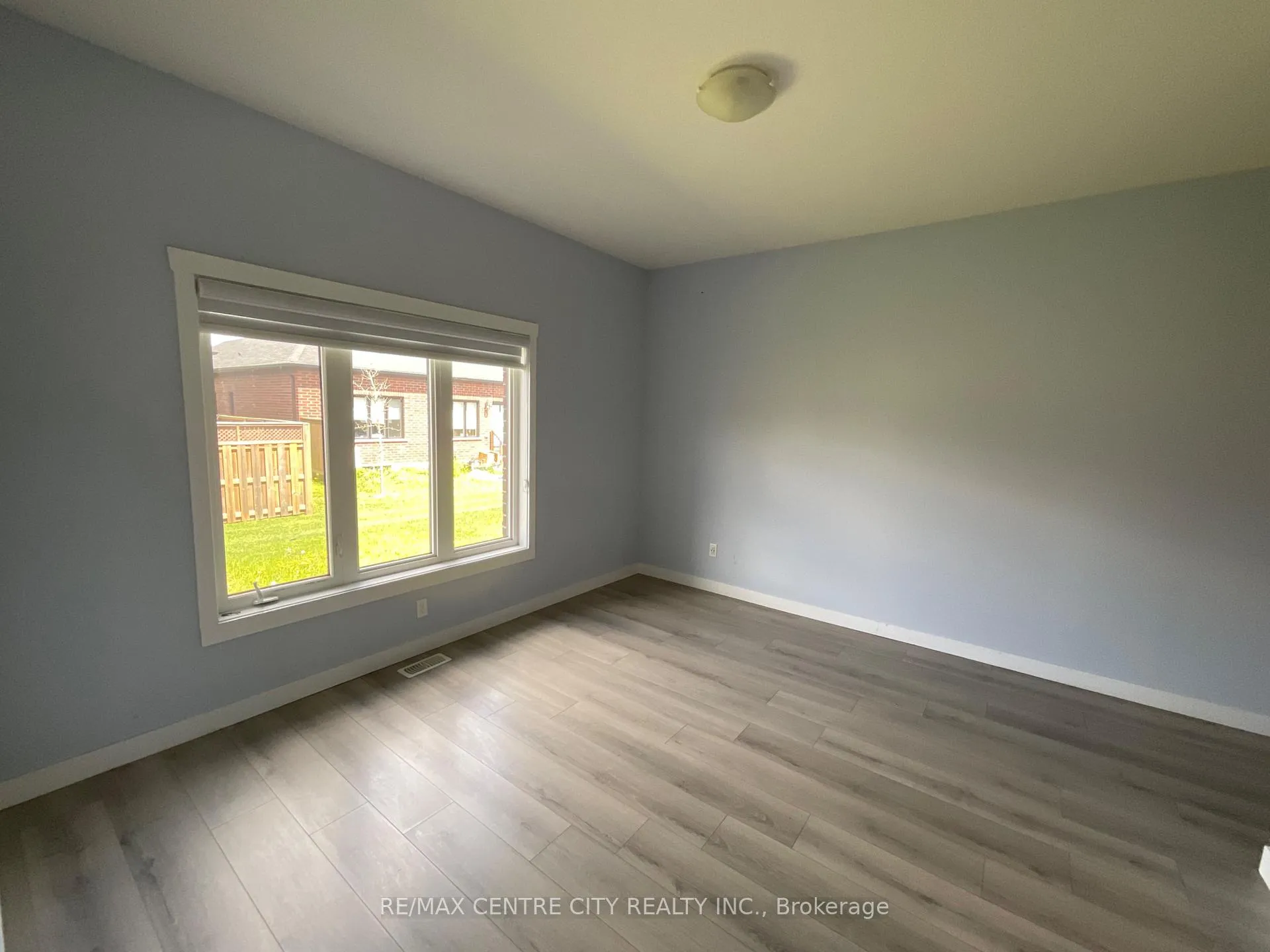 Photo 15 of 39 Waterthrush Lane, Norfolk, Simcoe — HOMEH