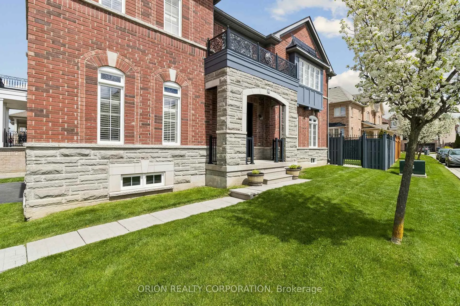 Photo 7 of 8 Seastar Road, Brampton, Bram West — HOMEH