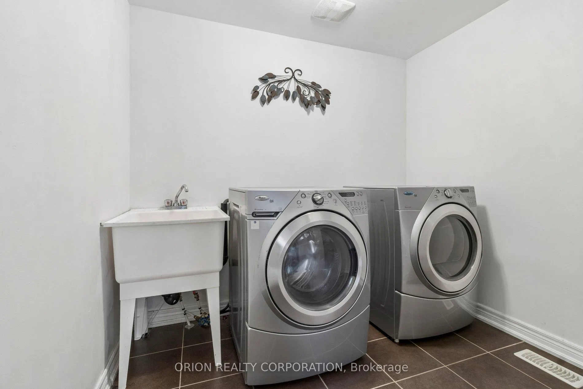 Photo 21 of 8 Seastar Road, Brampton, Bram West — HOMEH