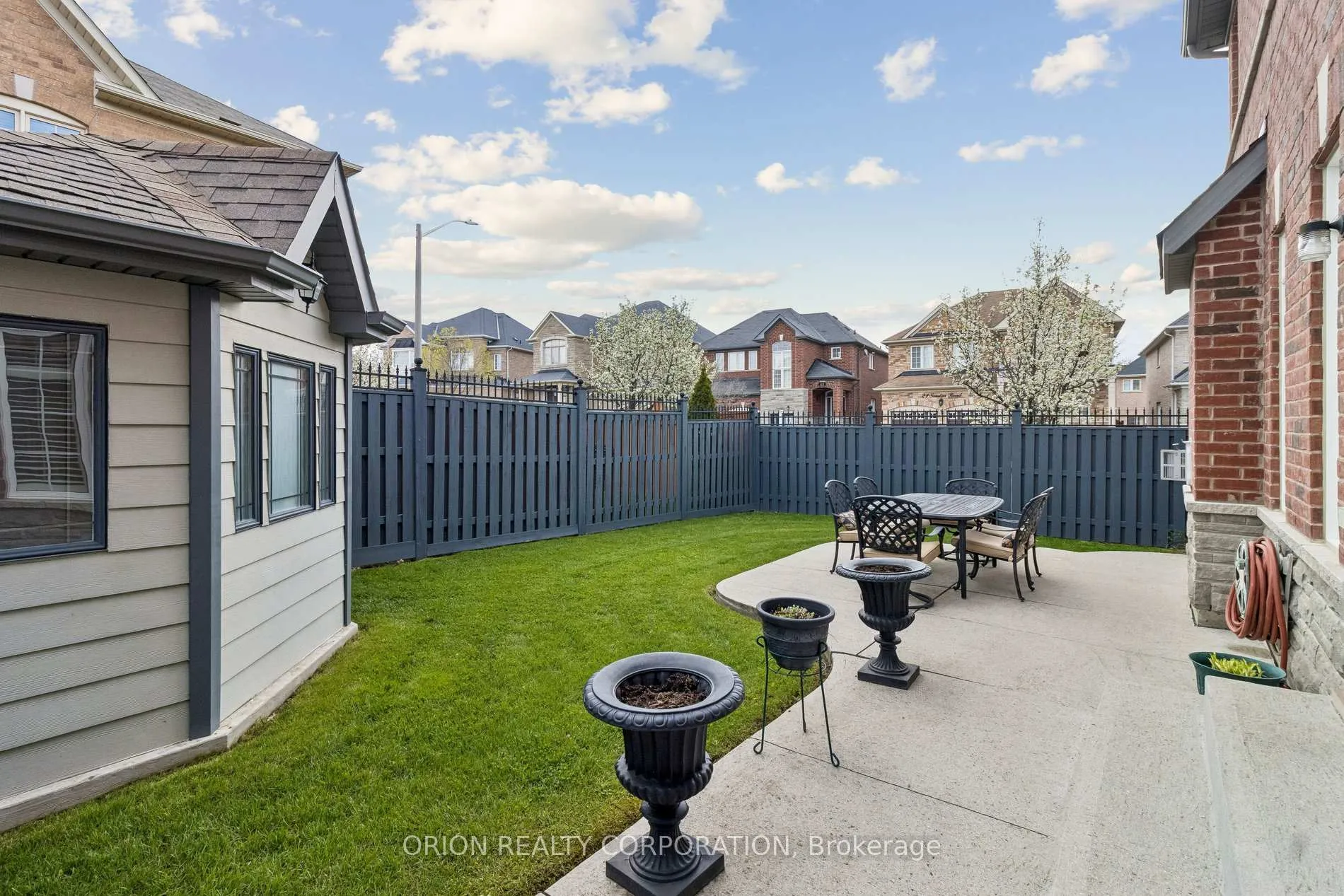 Photo 36 of 8 Seastar Road, Brampton, Bram West — HOMEH
