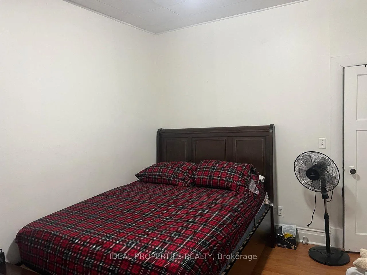 Photo 10 of Unit 2, 277 Bronson Avenue, Ottawa, Ottawa Centre — HOMEH