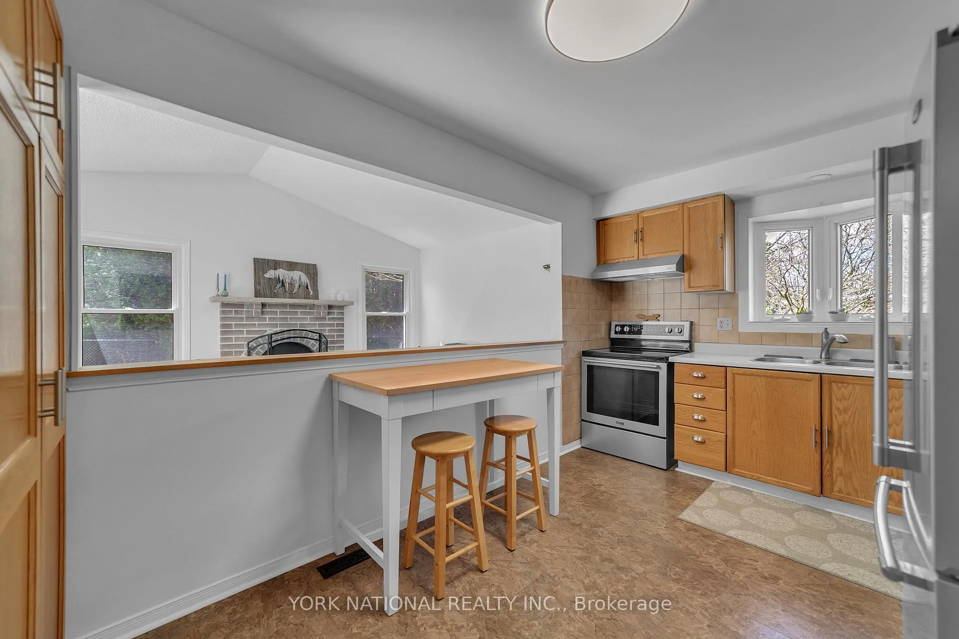 Photo 9 of 1 Eves Court, Newmarket, Glenway Estates — HOMEH