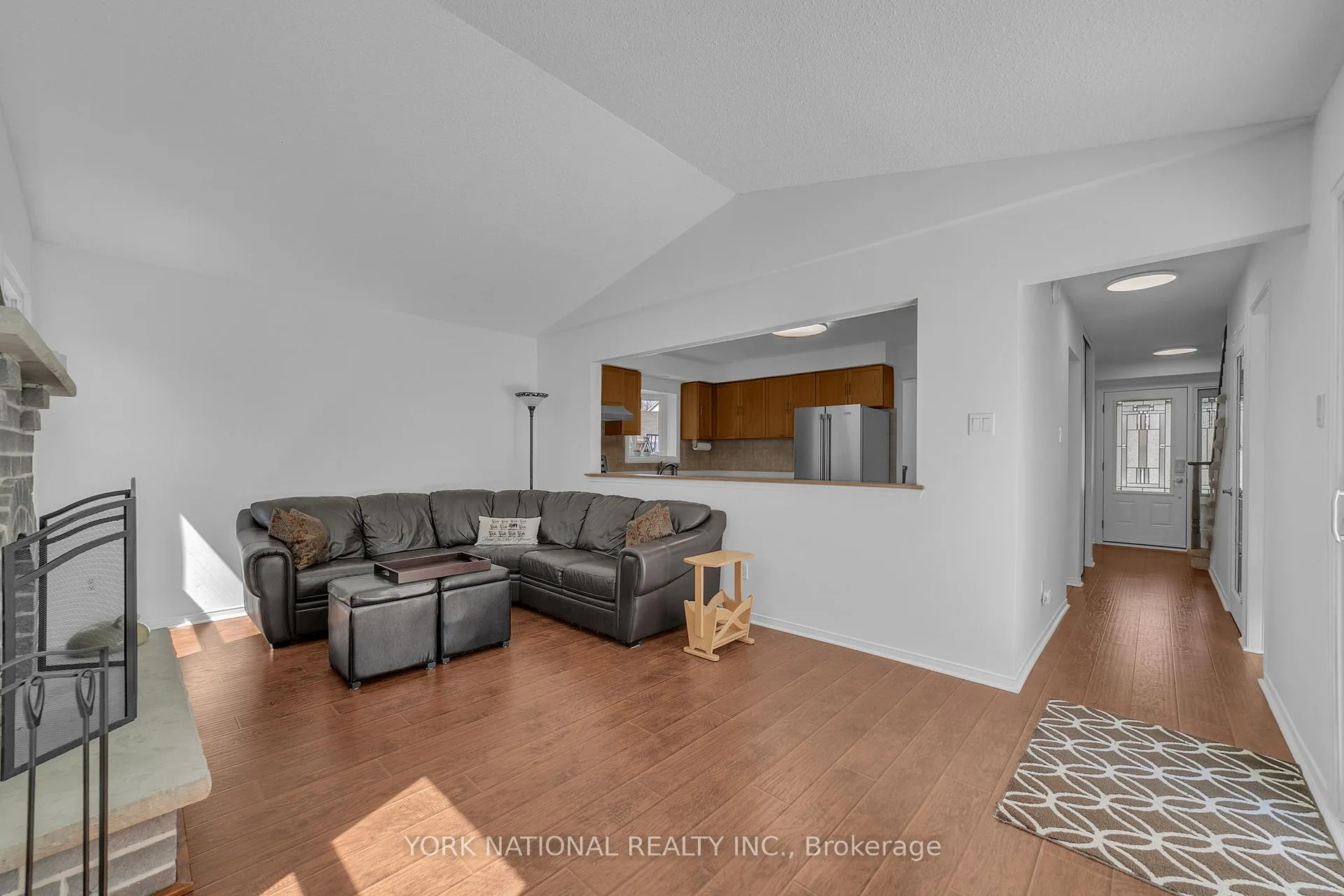Photo 14 of 1 Eves Court, Newmarket, Glenway Estates — HOMEH