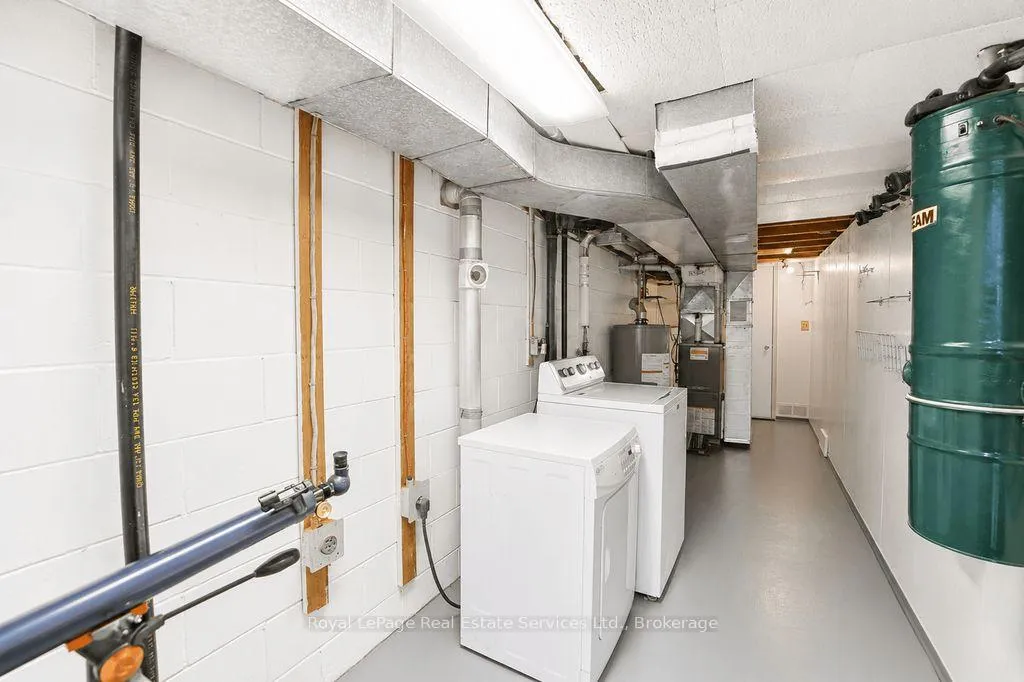 Photo 35 of 334 Tragina Avenue N, Hamilton, Homeside — HOMEH