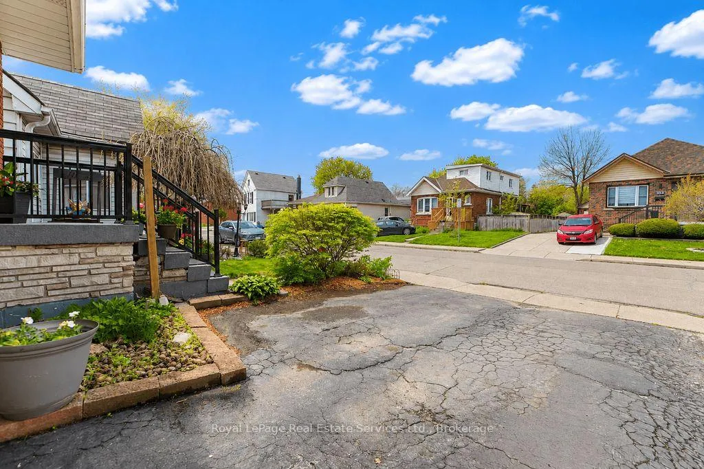 Photo 41 of 334 Tragina Avenue N, Hamilton, Homeside — HOMEH