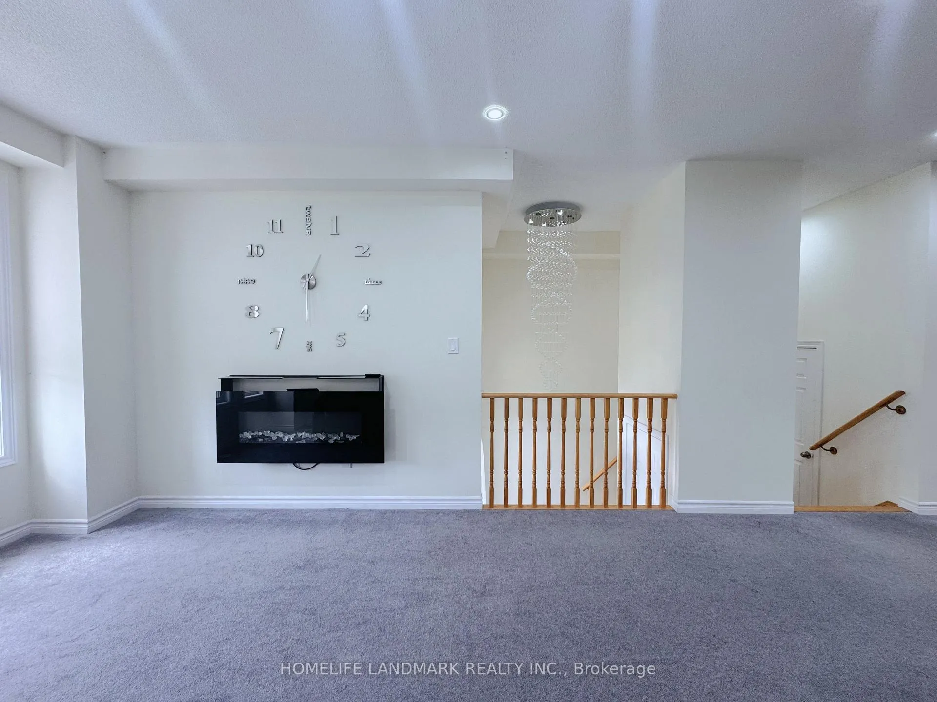 Photo 5 of 29 Sharbot Lane, Markham, Greensborough — HOMEH