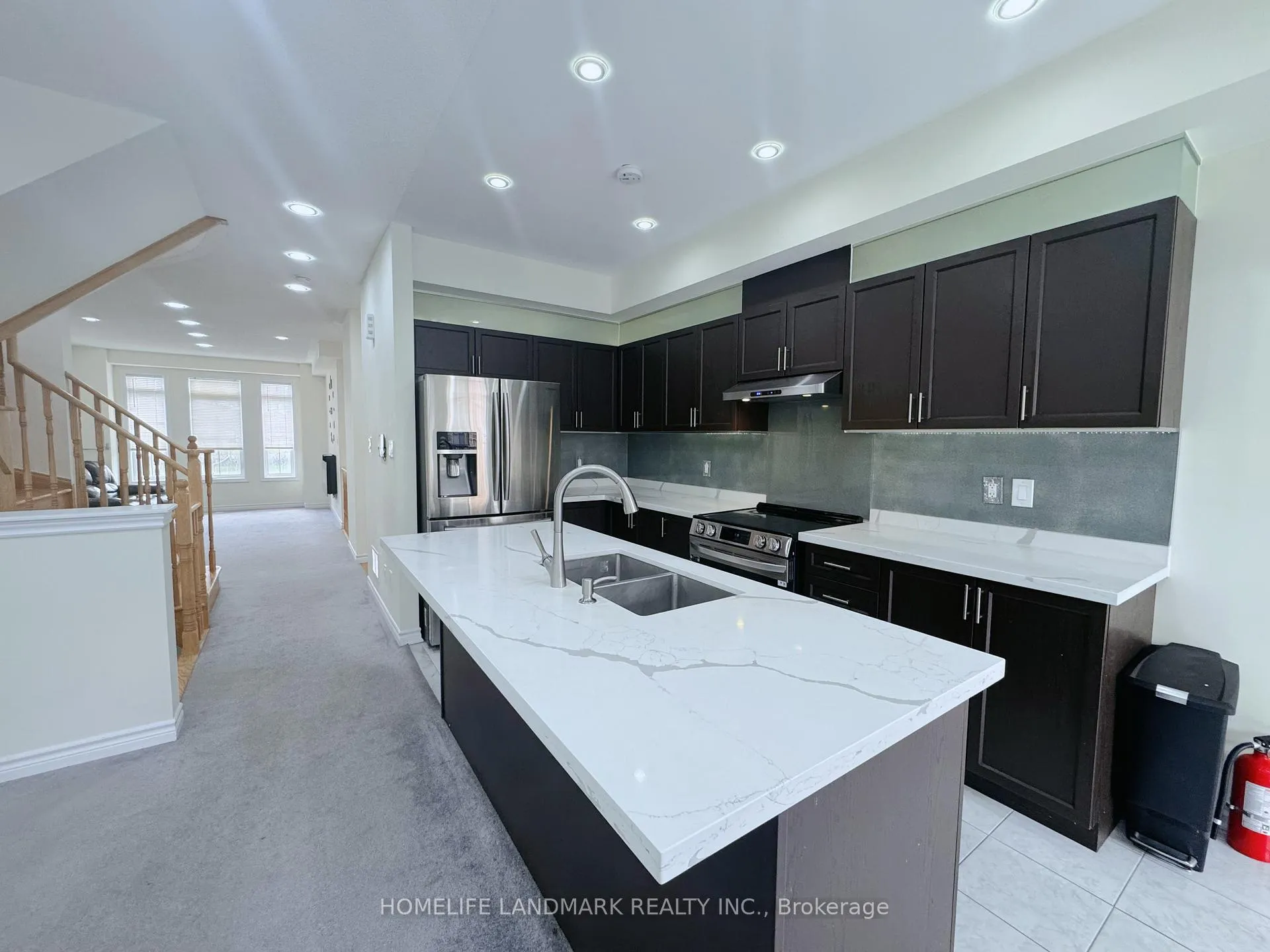 Photo 11 of 29 Sharbot Lane, Markham, Greensborough — HOMEH