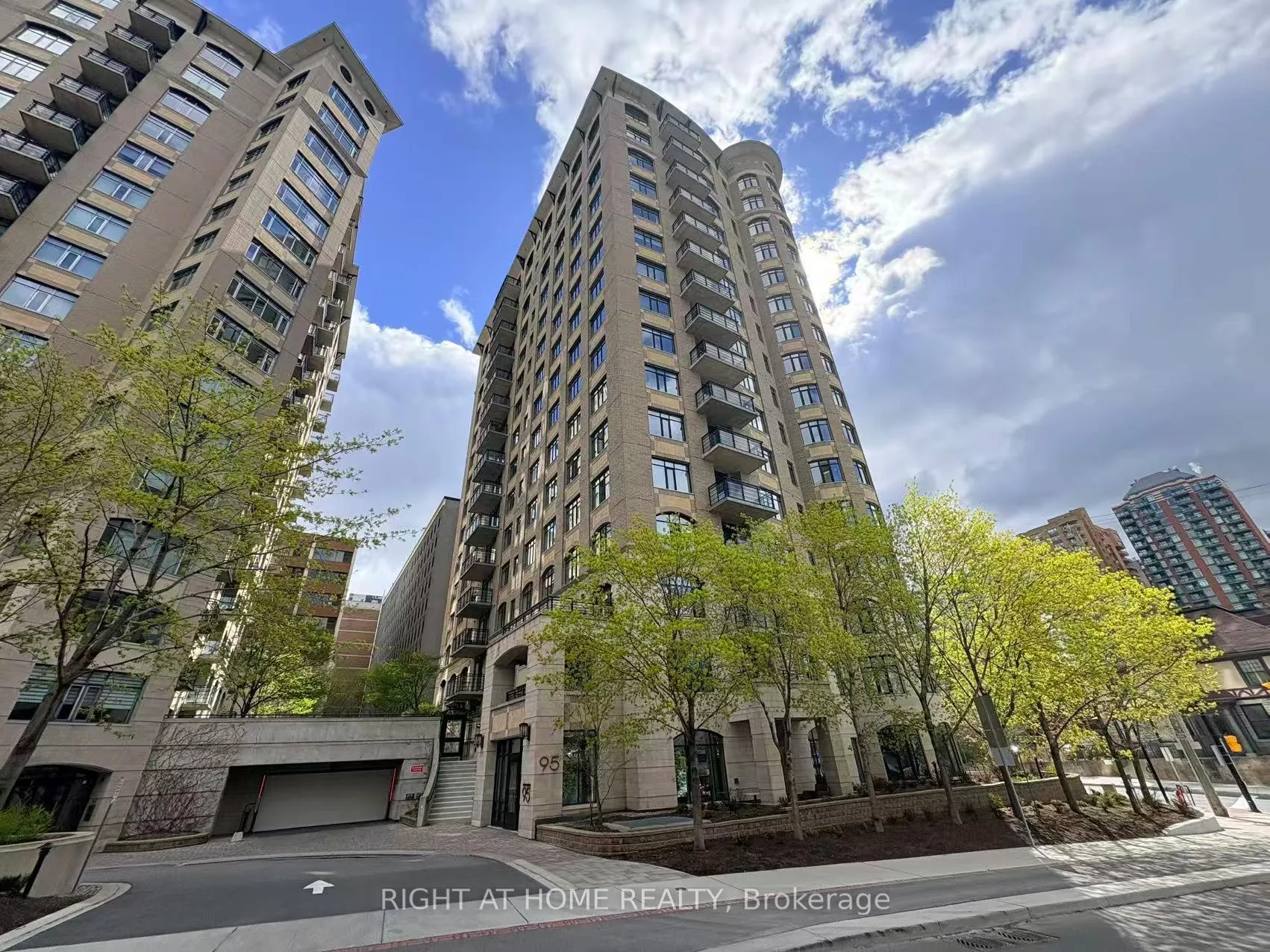 Photo 2 of Unit 1204, 95 Bronson Avenue, Ottawa, Ottawa Centre — HOMEH