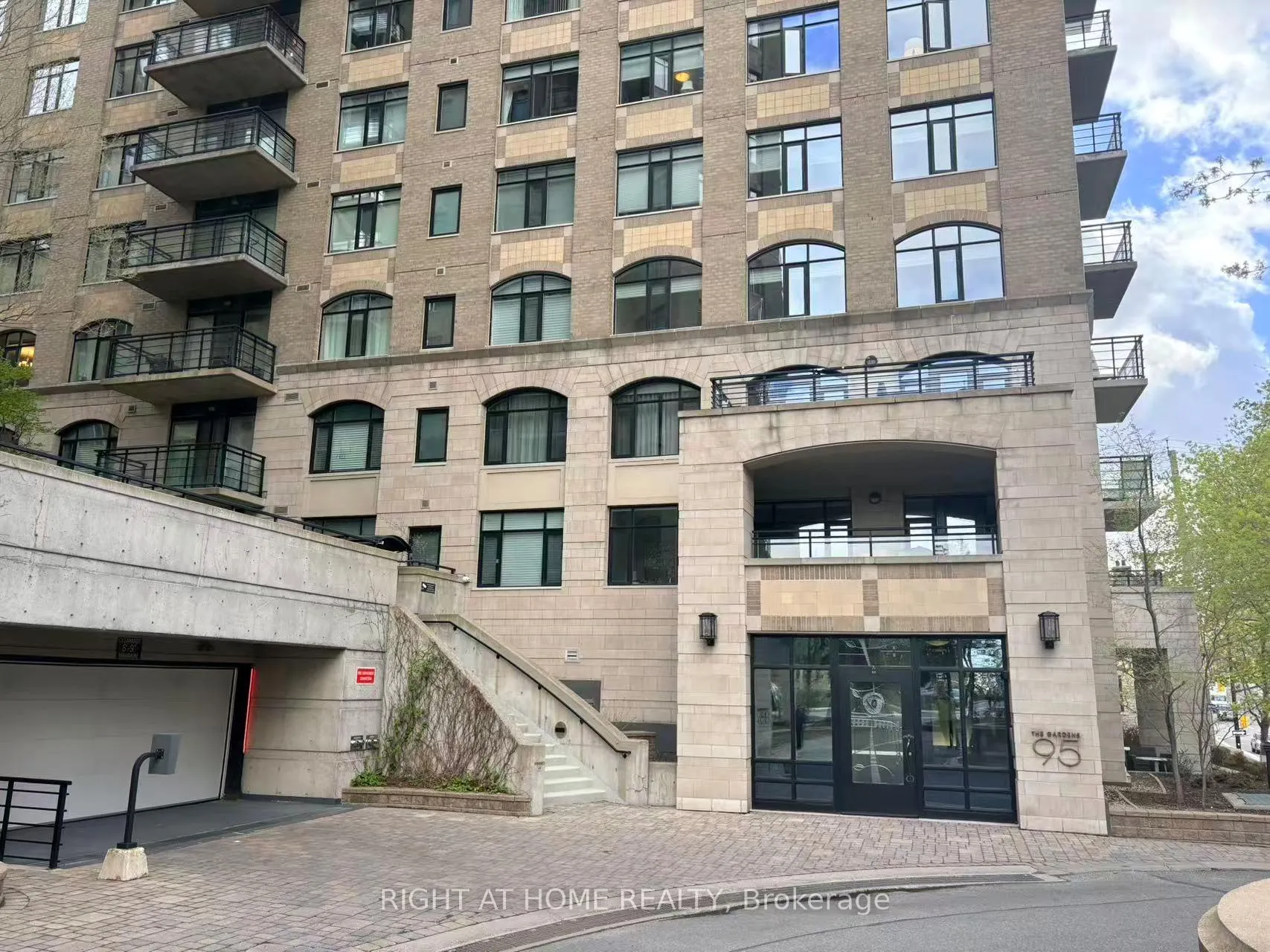 Photo 3 of Unit 1204, 95 Bronson Avenue, Ottawa, Ottawa Centre — HOMEH