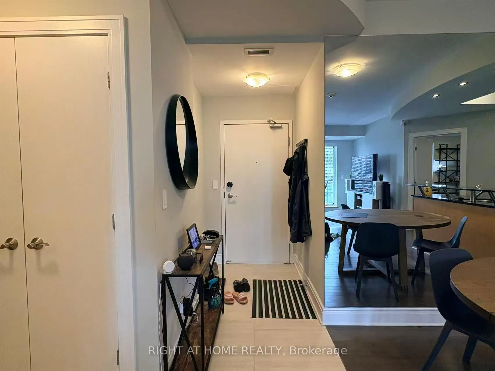 Photo 5 of Unit 1204, 95 Bronson Avenue, Ottawa, Ottawa Centre — HOMEH