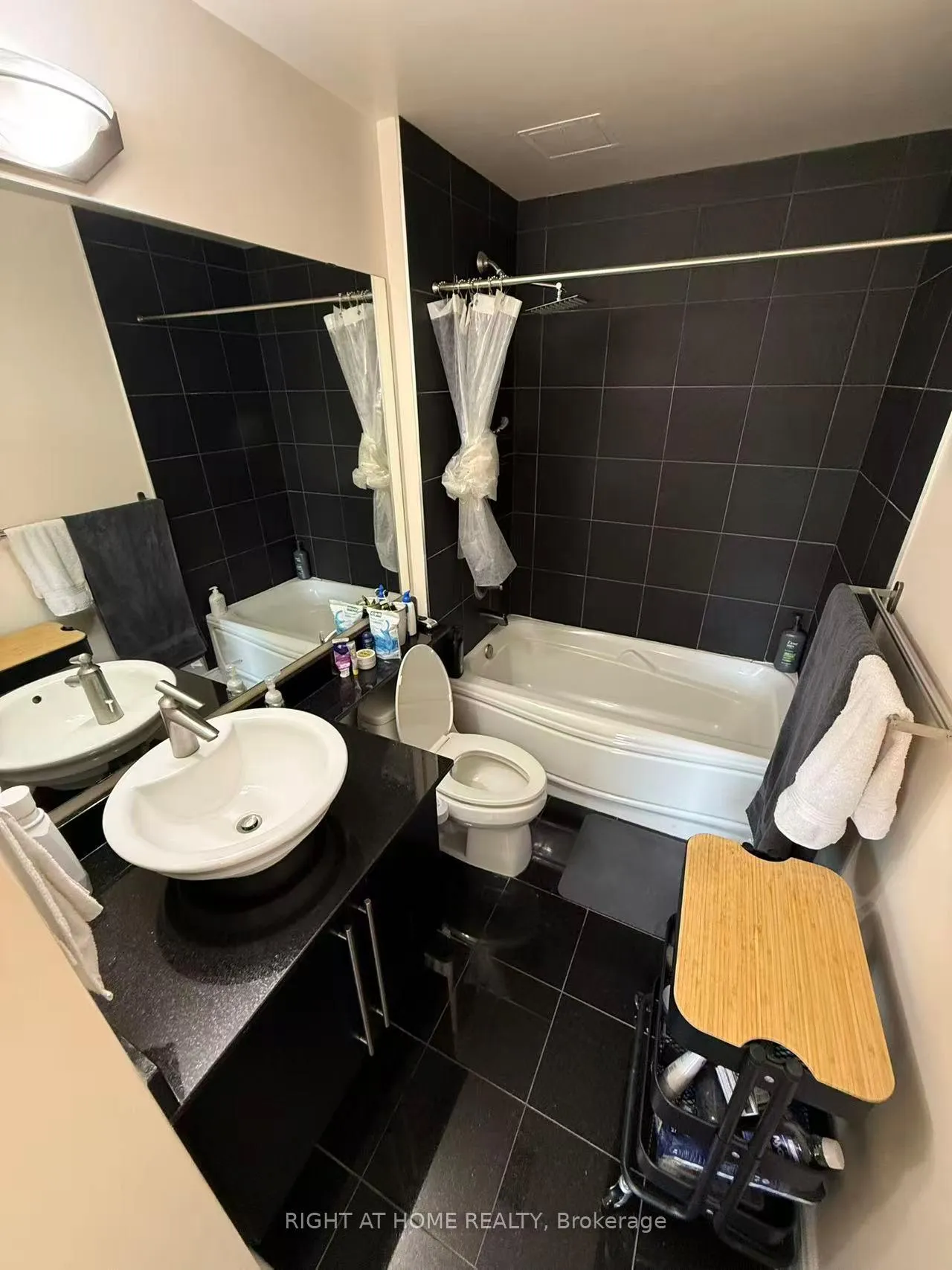 Photo 17 of Unit 1204, 95 Bronson Avenue, Ottawa, Ottawa Centre — HOMEH