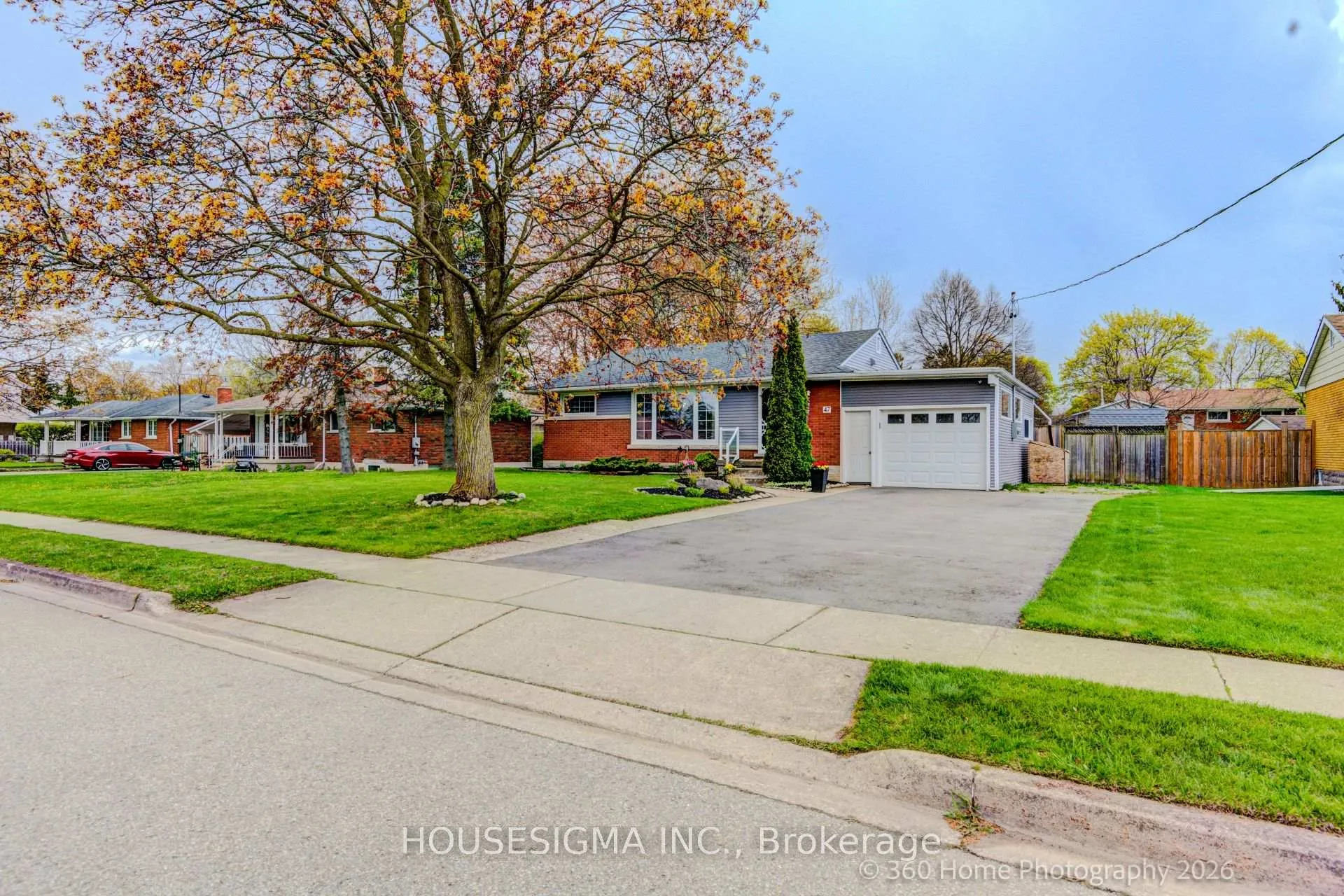 Photo 2 of 47 Sunset Boulevard, Cambridge, Blair Road — HOMEH