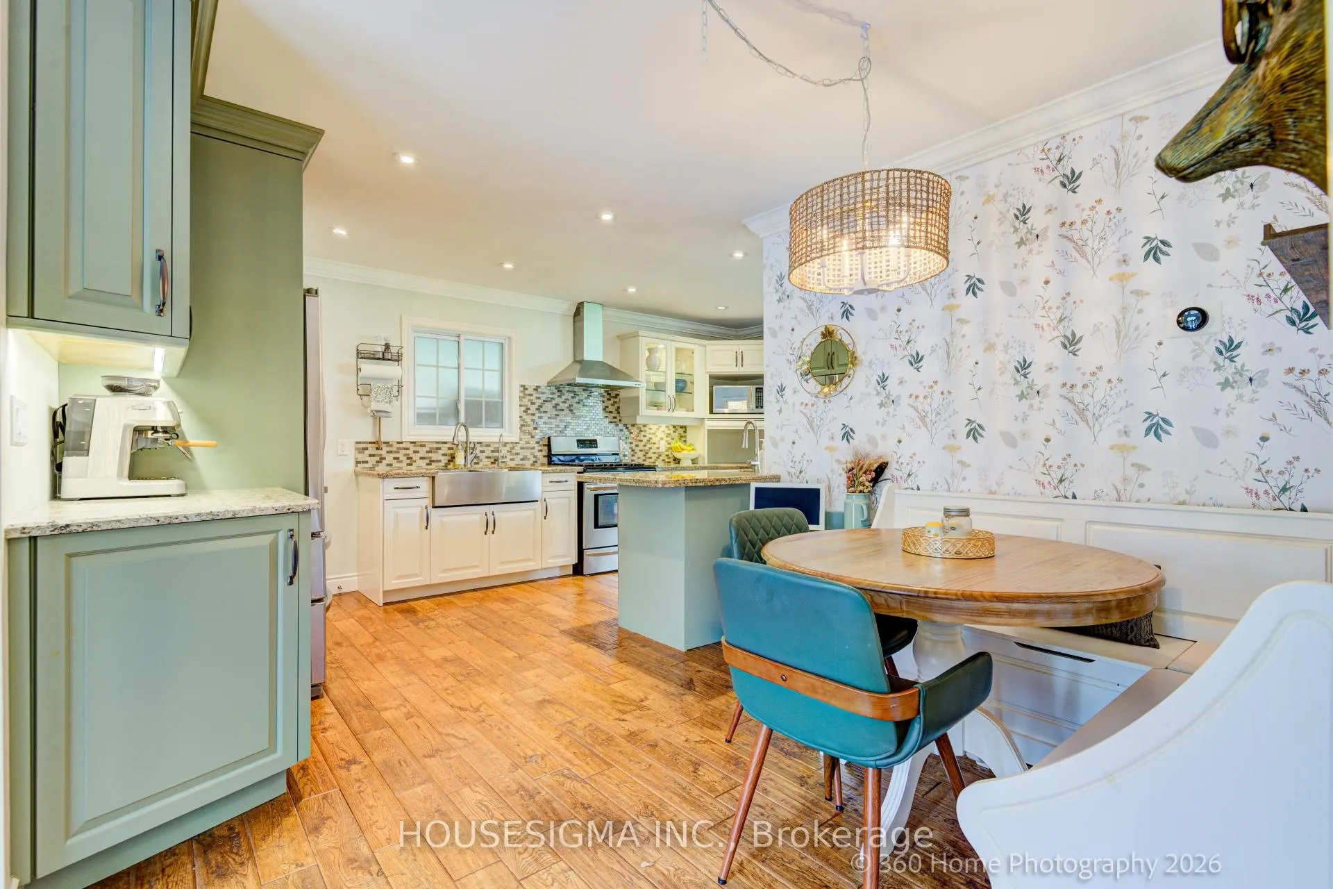Photo 6 of 47 Sunset Boulevard, Cambridge, Blair Road — HOMEH