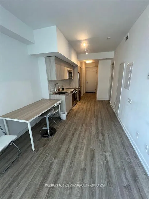 Photo 10 of Unit 605, 28 Wellesley Street E, Toronto, Church-Yonge Corridor — HOMEH