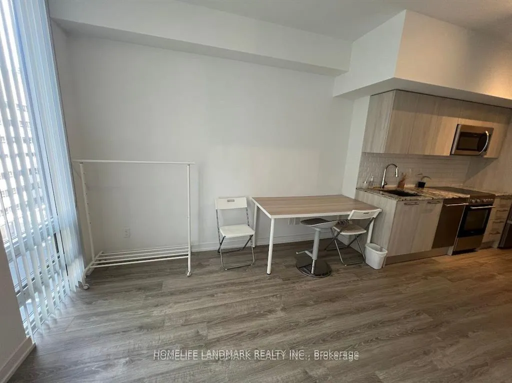 Photo 13 of Unit 605, 28 Wellesley Street E, Toronto, Church-Yonge Corridor — HOMEH