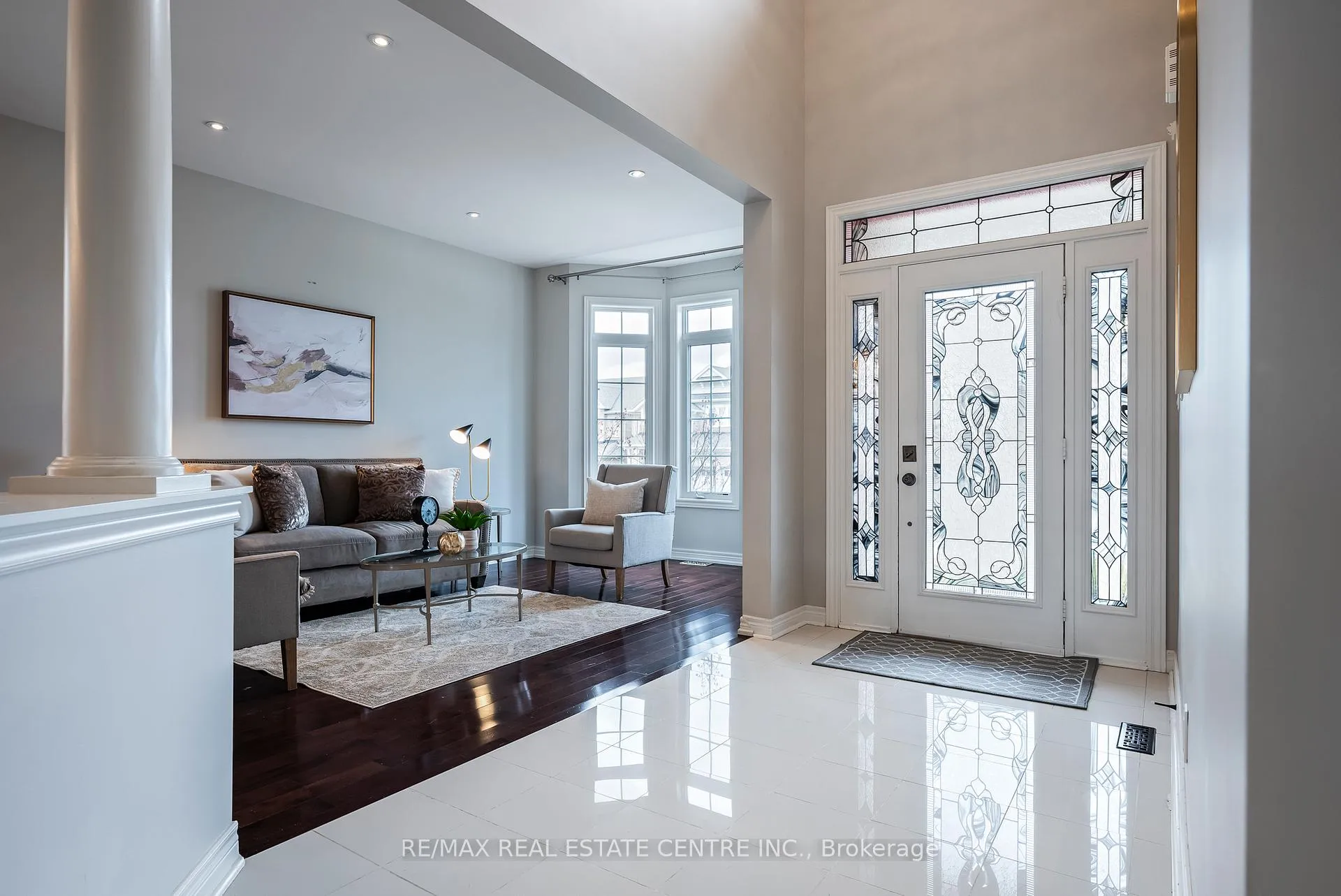 Photo 3 of 17 Mason Drive, New Tecumseth, Rural New Tecumseth — HOMEH